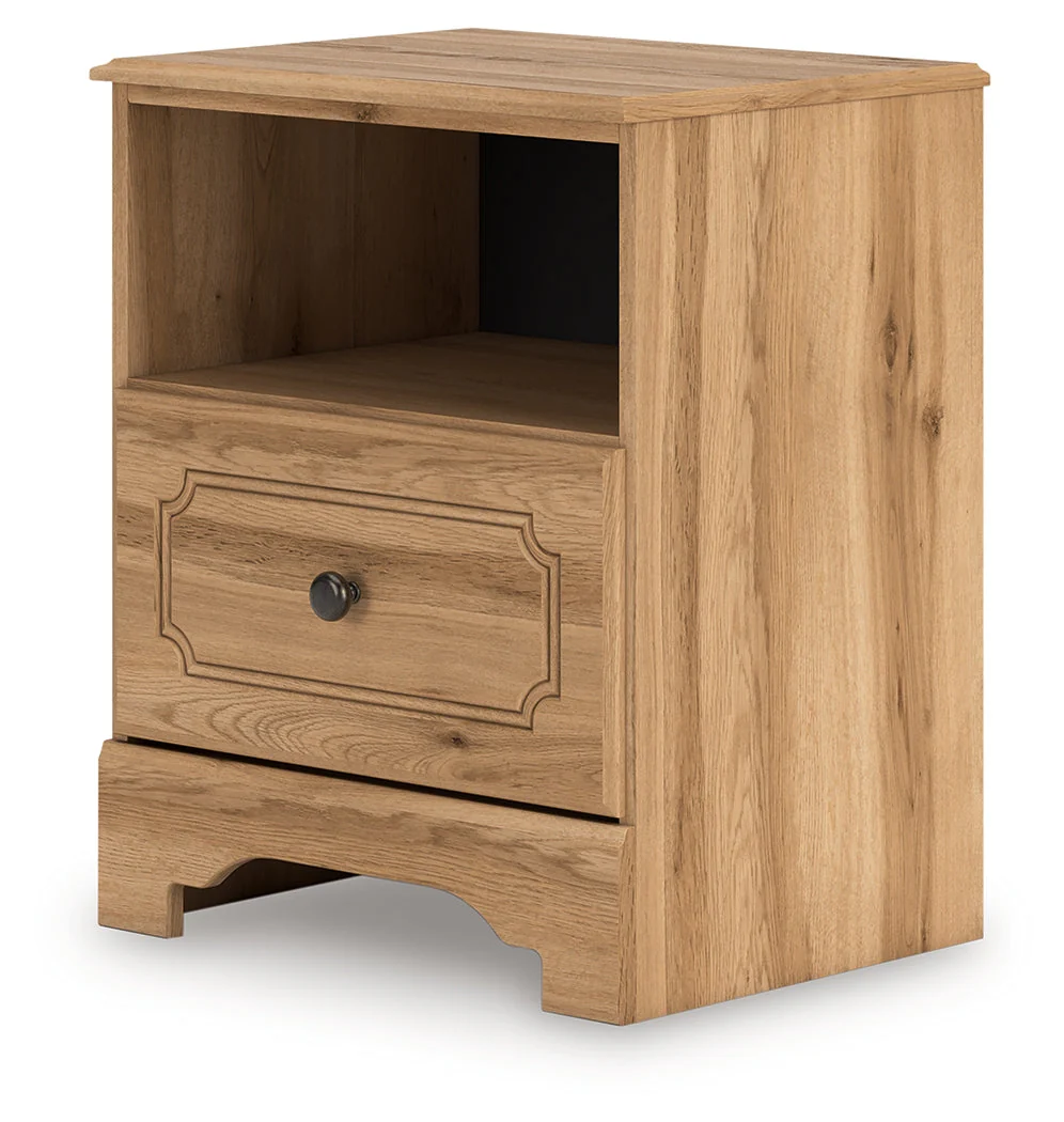 Aleaport Warm Brown Queen Panel Bed, Dresser, Mirror and Nightstand - Image 20