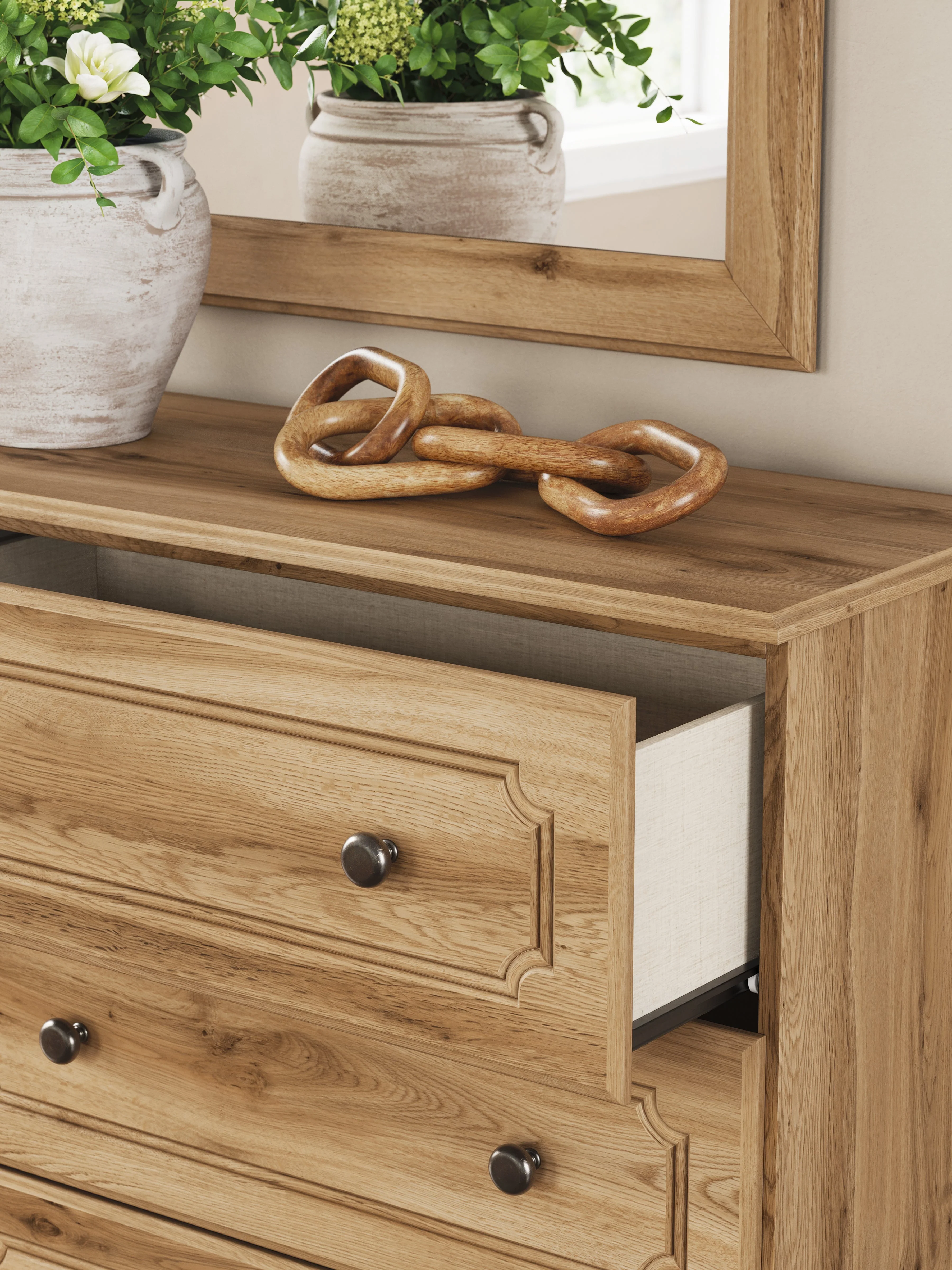 Aleaport Warm Brown Queen Panel Bed, Dresser, Mirror and Nightstand - Image 21