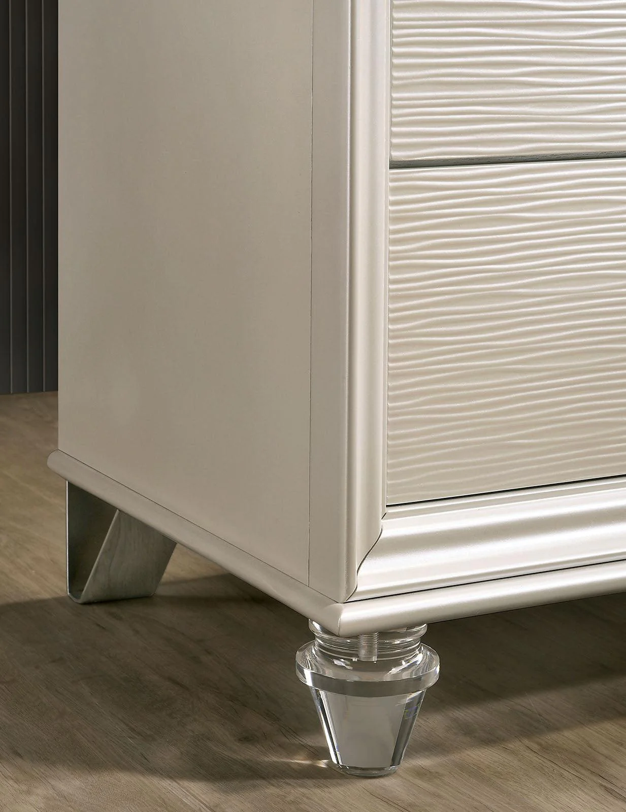 Allie Pearl White Dresser - Image 3