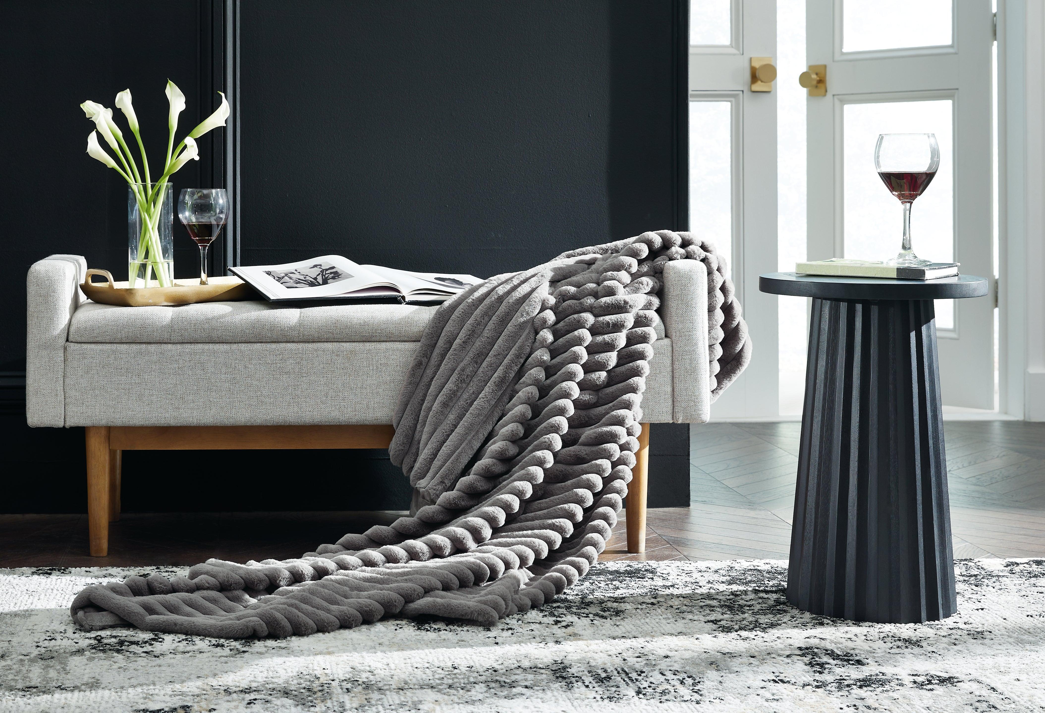 Alsonwell Gray Throw - Image 4