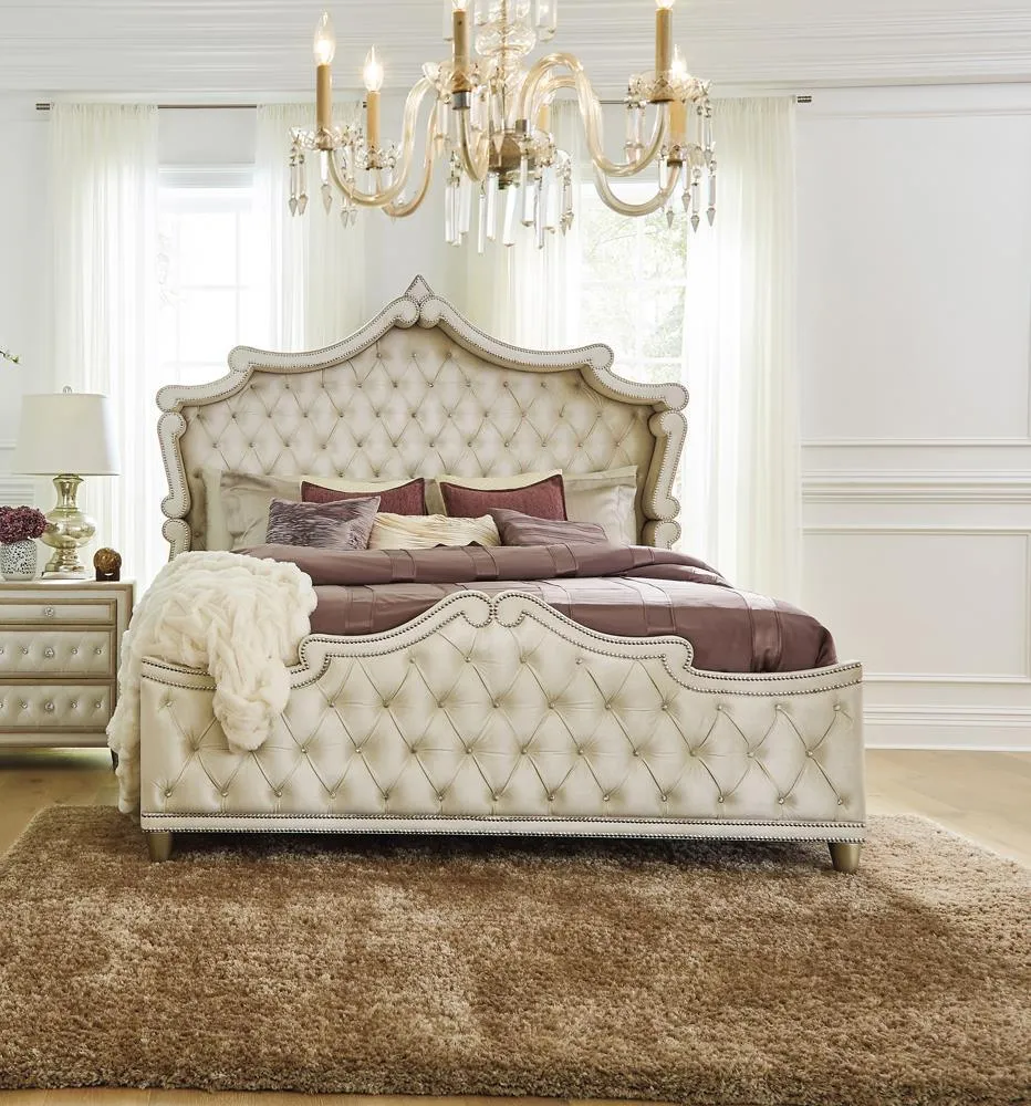 Antonella Ivory and Camel Tufted Upholstered Queen Bed