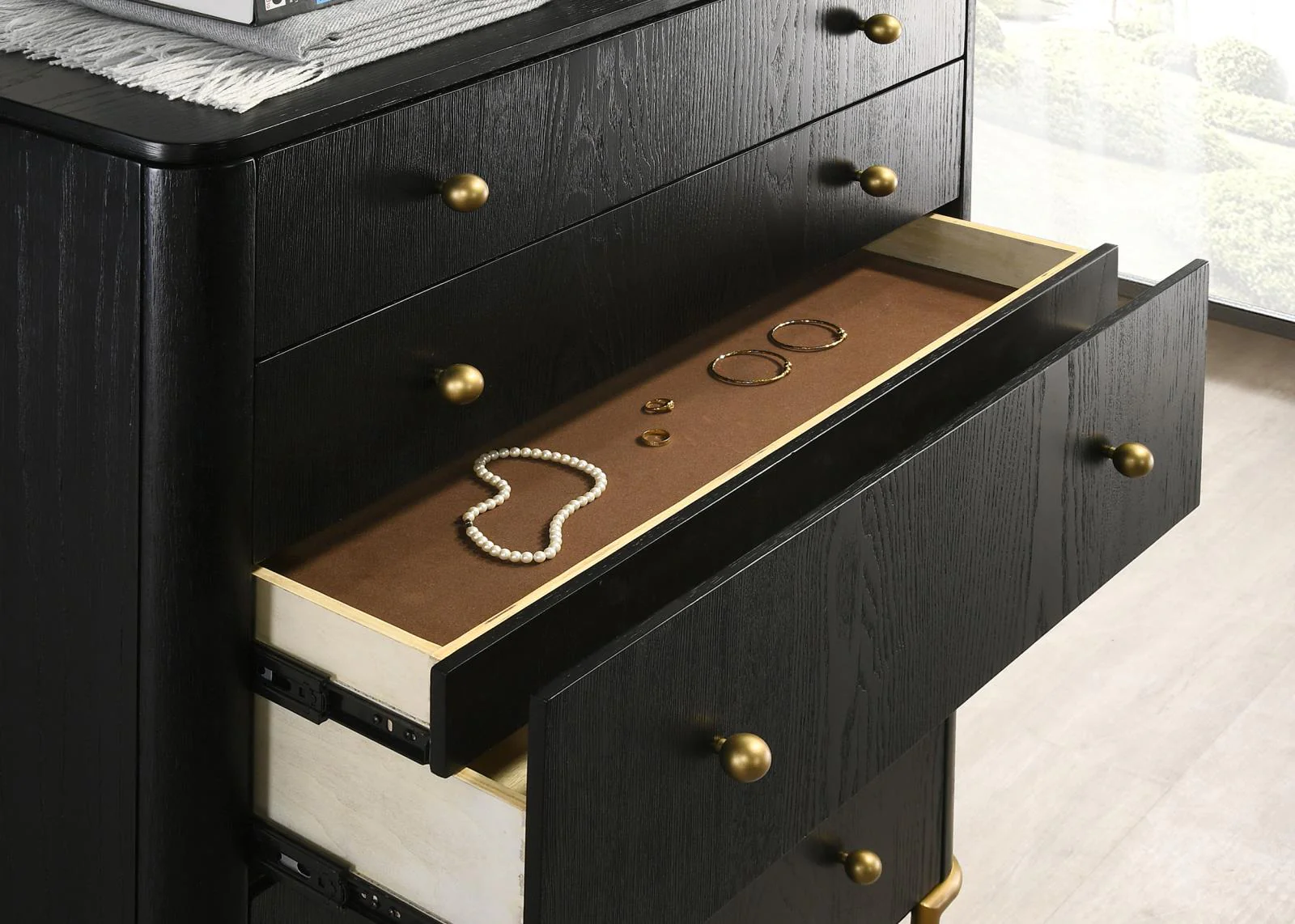 Arini Black/Natural 5-Piece Queen Bedroom Set - Image 20