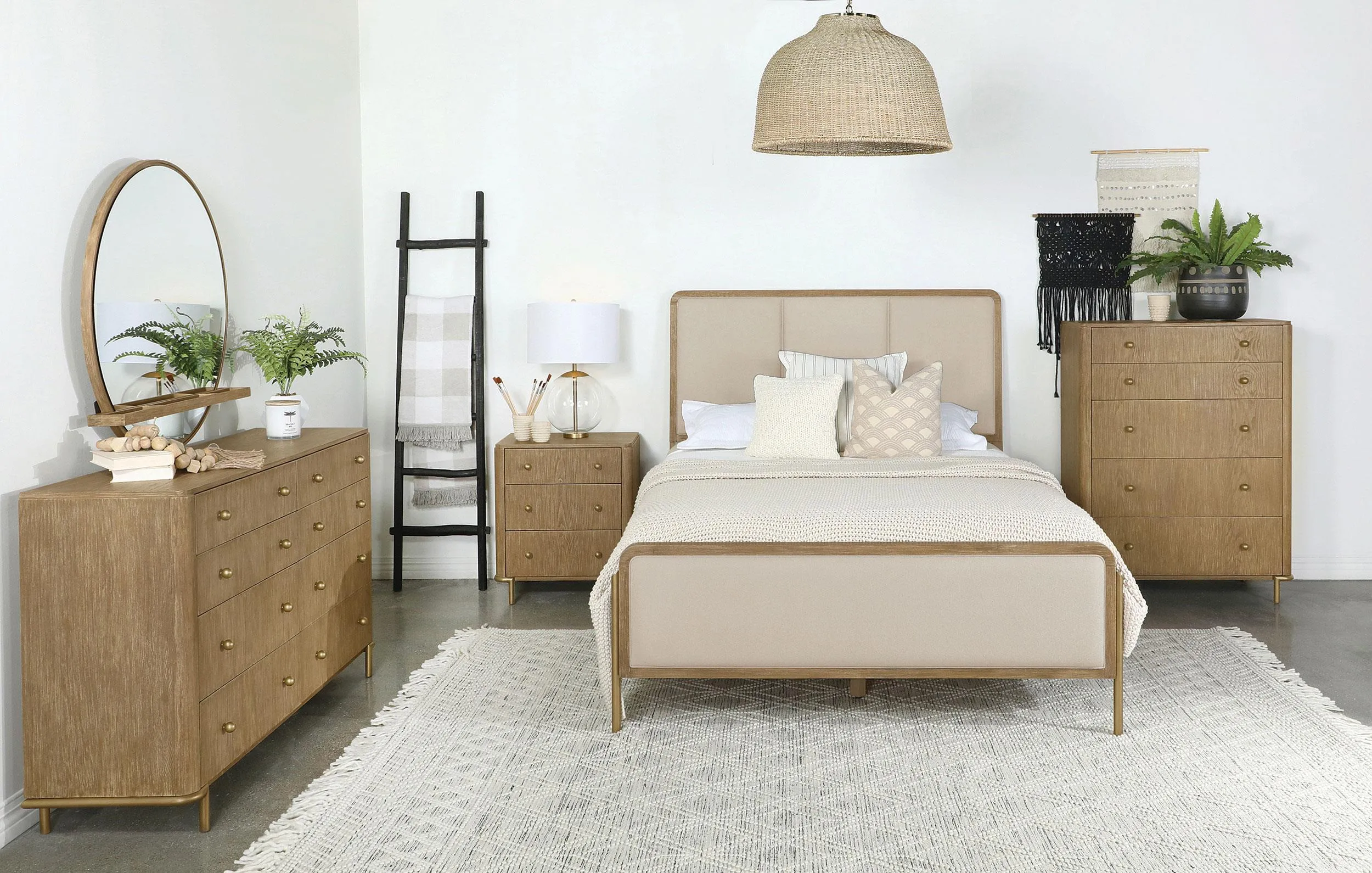 Arini Cream and Sand Wash Queen Panel Bed - Image 10