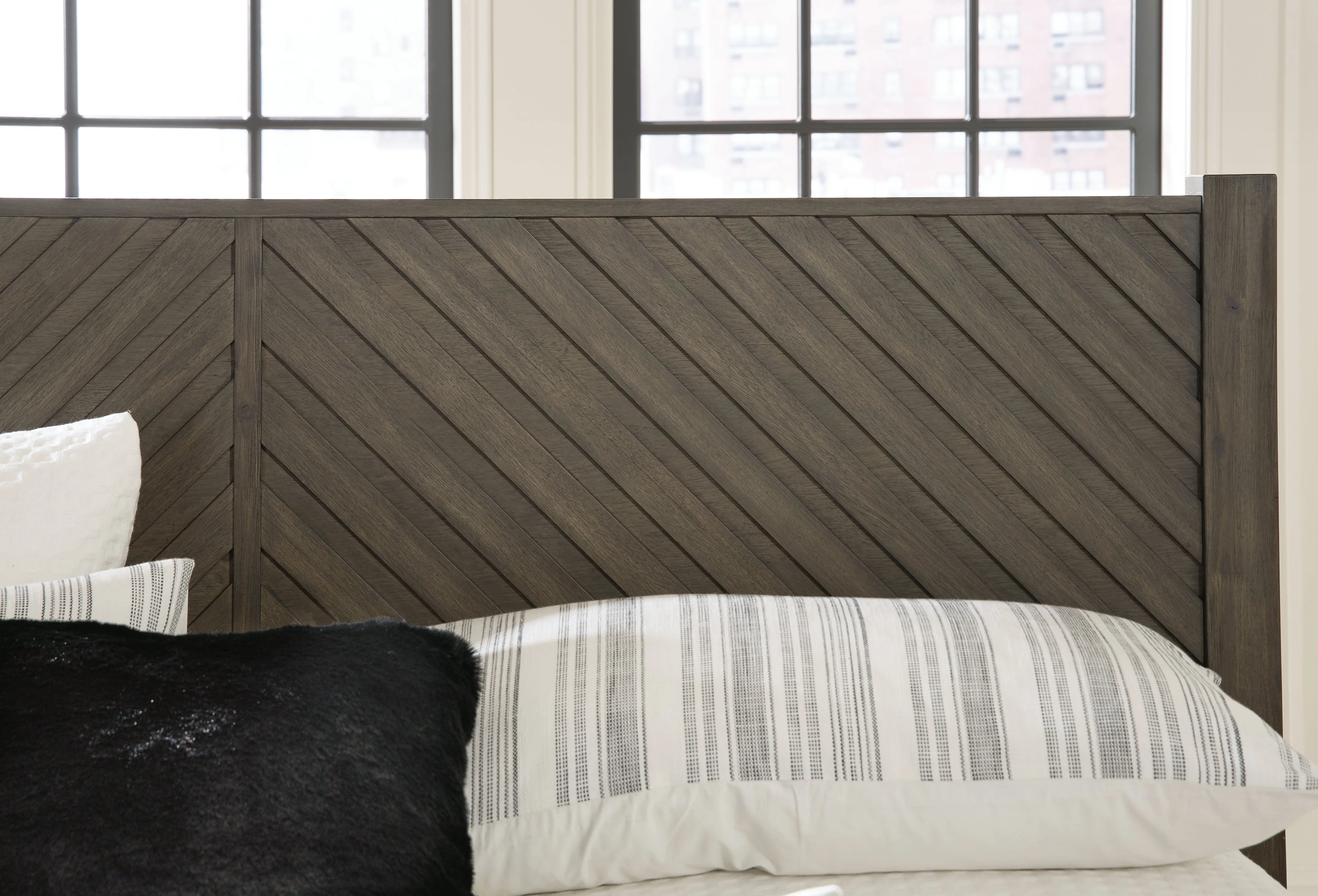 Arkenton Grayish Brown King Panel Bed - Image 6