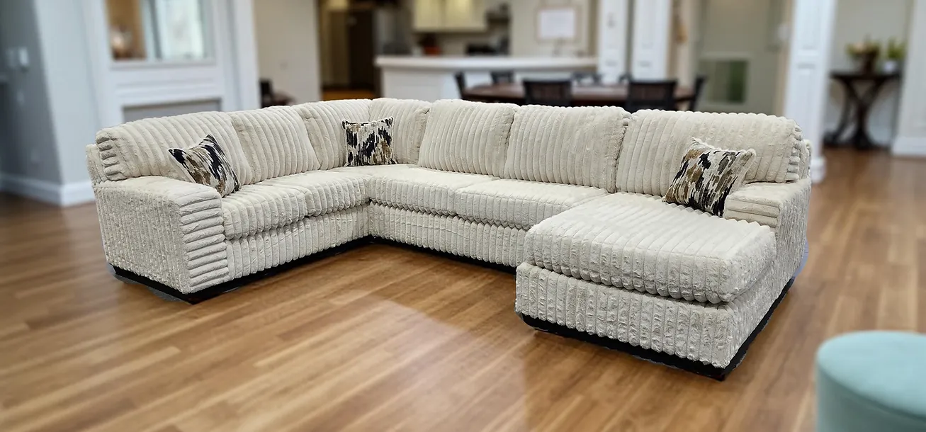 Austin Ivory 3-Piece Right Arm Facing (RAF) Sectional