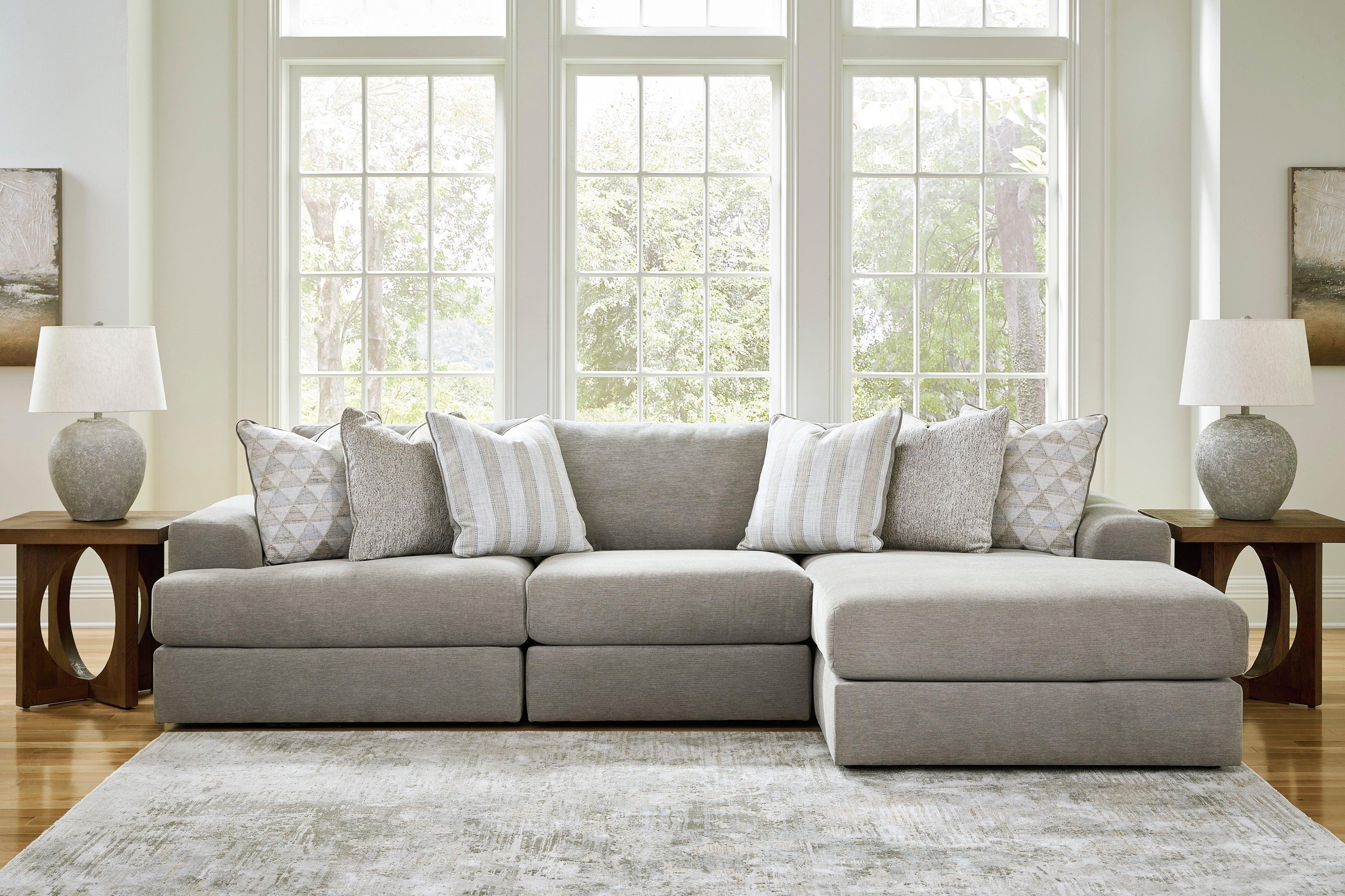 Avaliyah Ash 3-Piece Right Arm Facing (RAF) Chaise Sectional