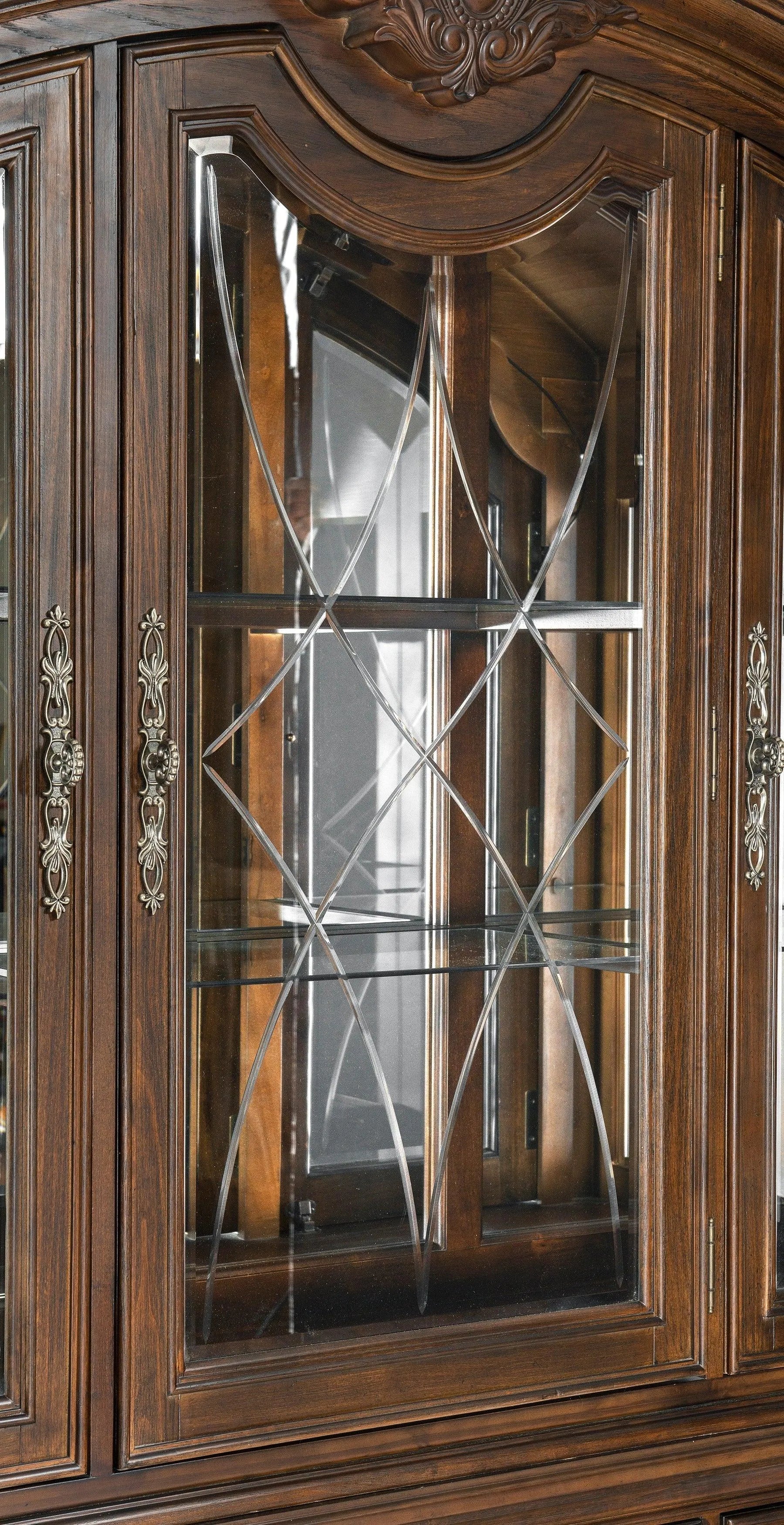 Bergen Dark Oak Buffet & Hutch - Image 5