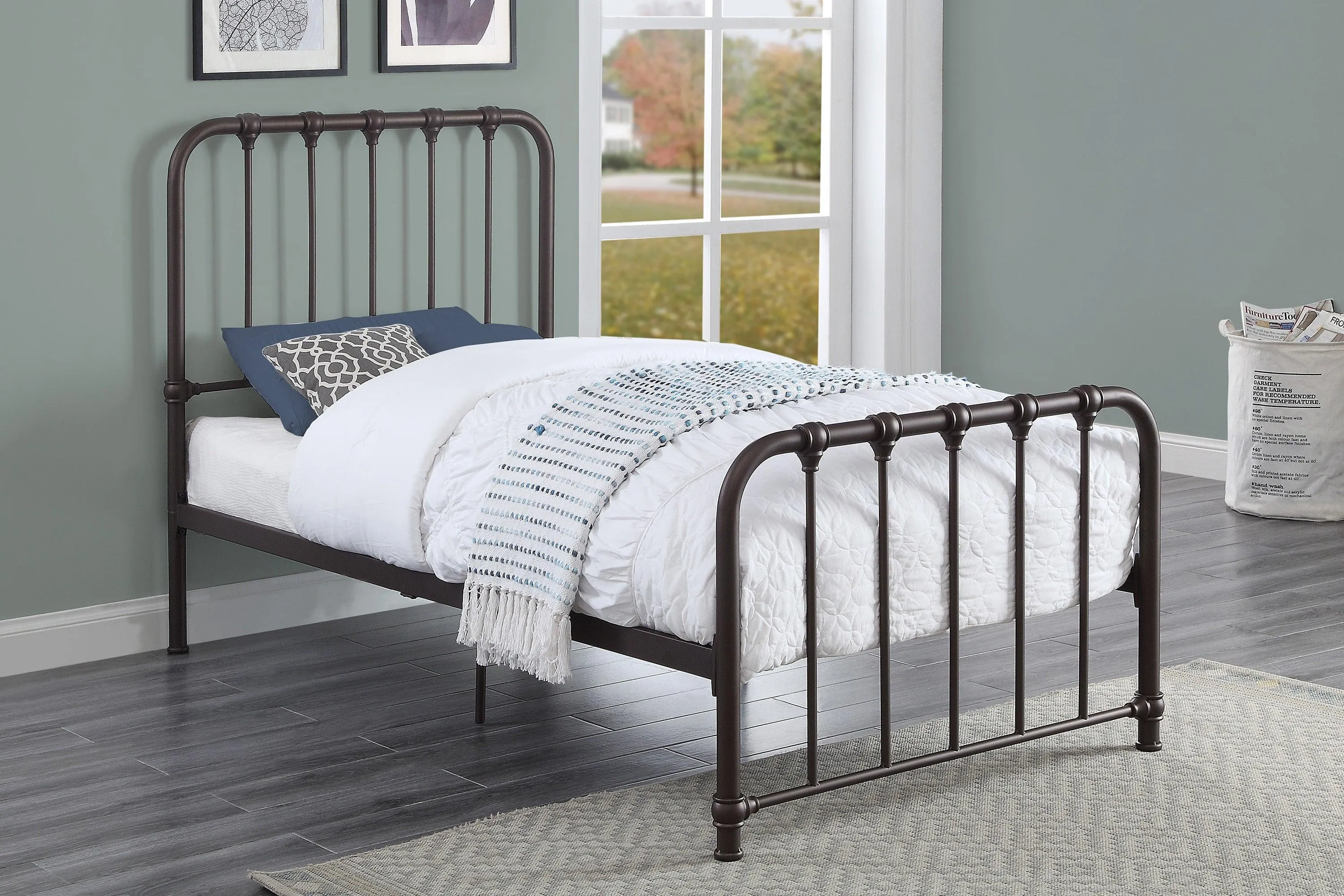 Bethany Dark Bronze Twin Metal Platform Bed - Image 2