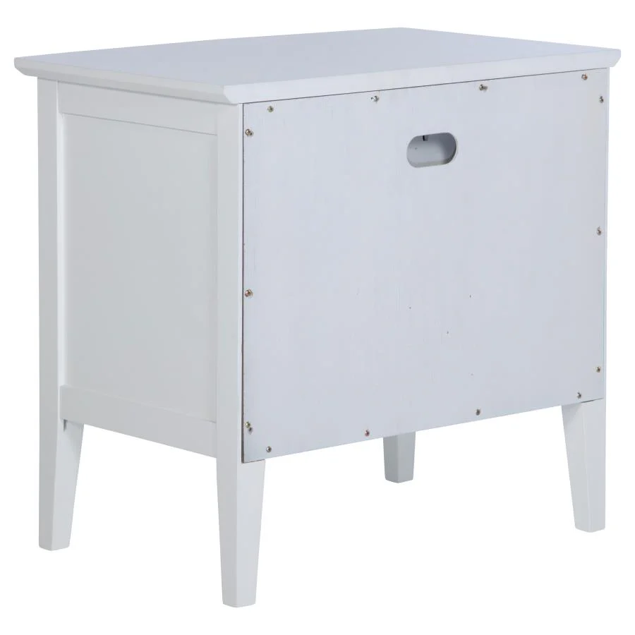 Bexhill White 5-Piece Eastern King Bedroom Set - Image 6