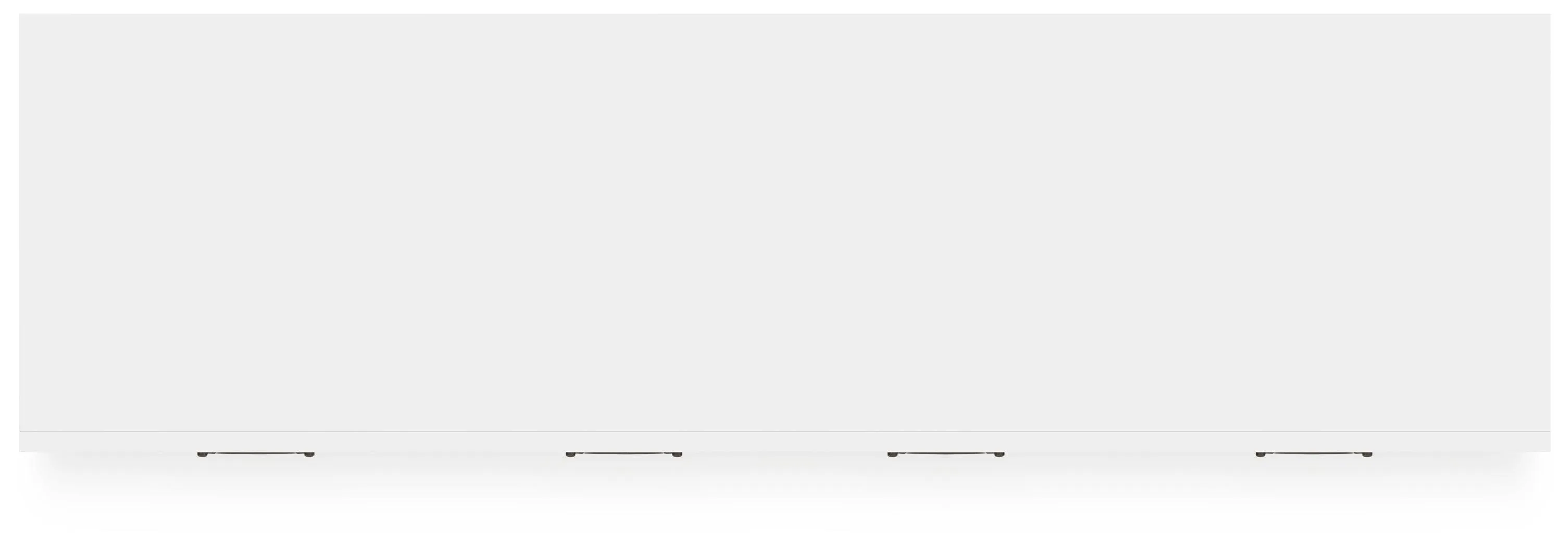 Binterglen White Dresser - Image 7