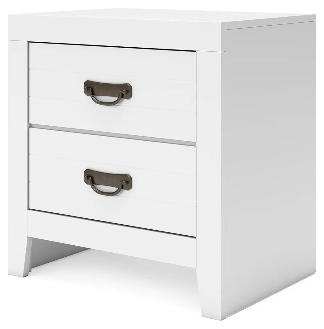 Binterglen White Nightstand - Image 2
