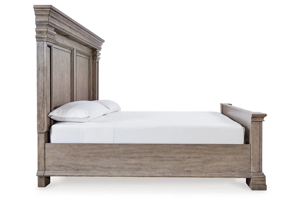 Blairhurst Light Grayish Brown Queen Panel Bed - Image 5