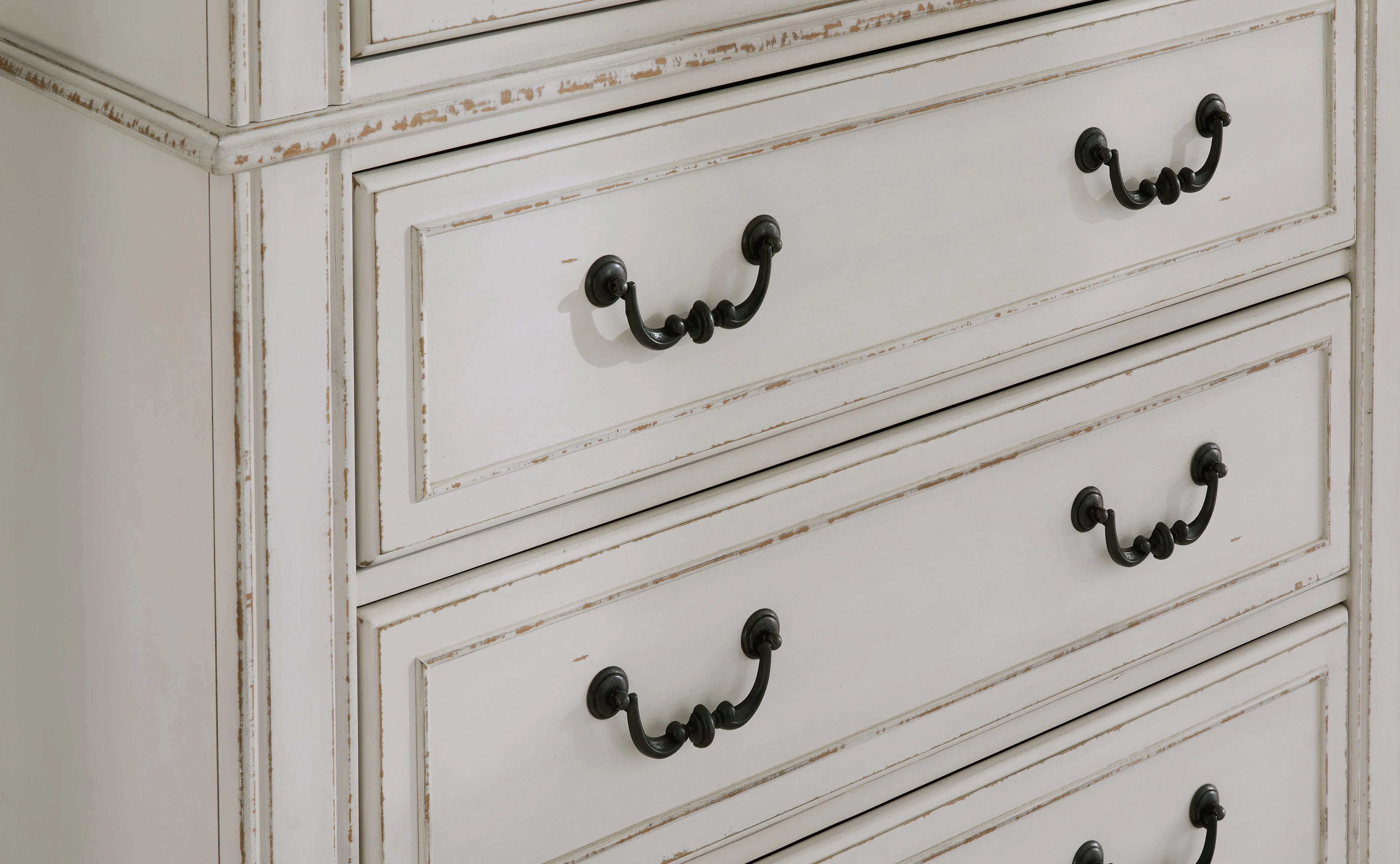 Blendon Two-tone Dresser - Image 5