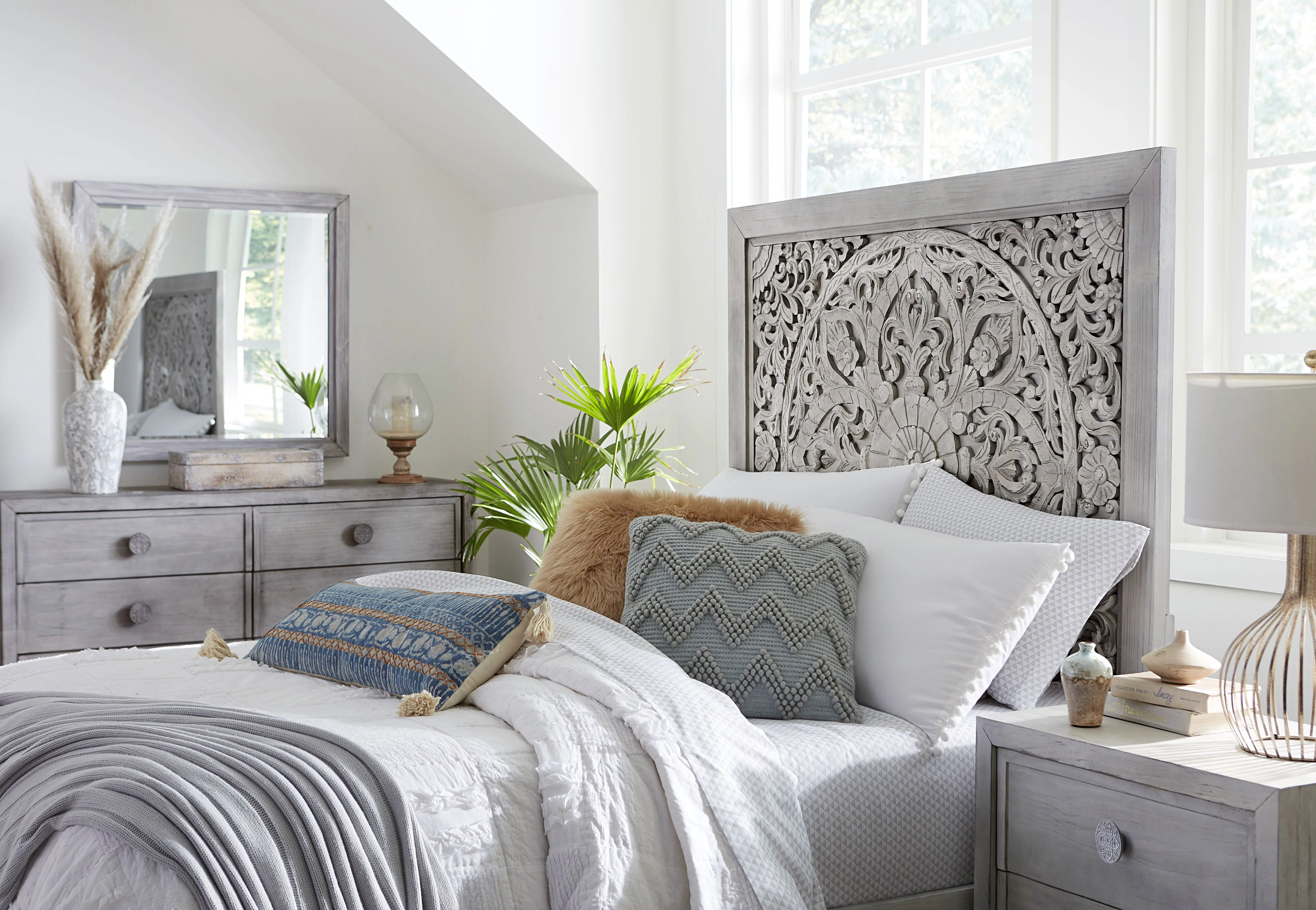 Boho Chic Carved Queen Platform Bed in Washed White - Image 3