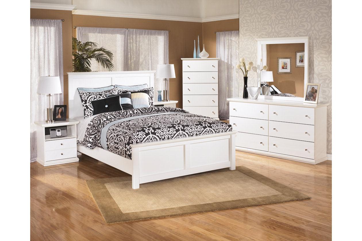 Bostwick Shoals White Chest of Drawers - Image 4