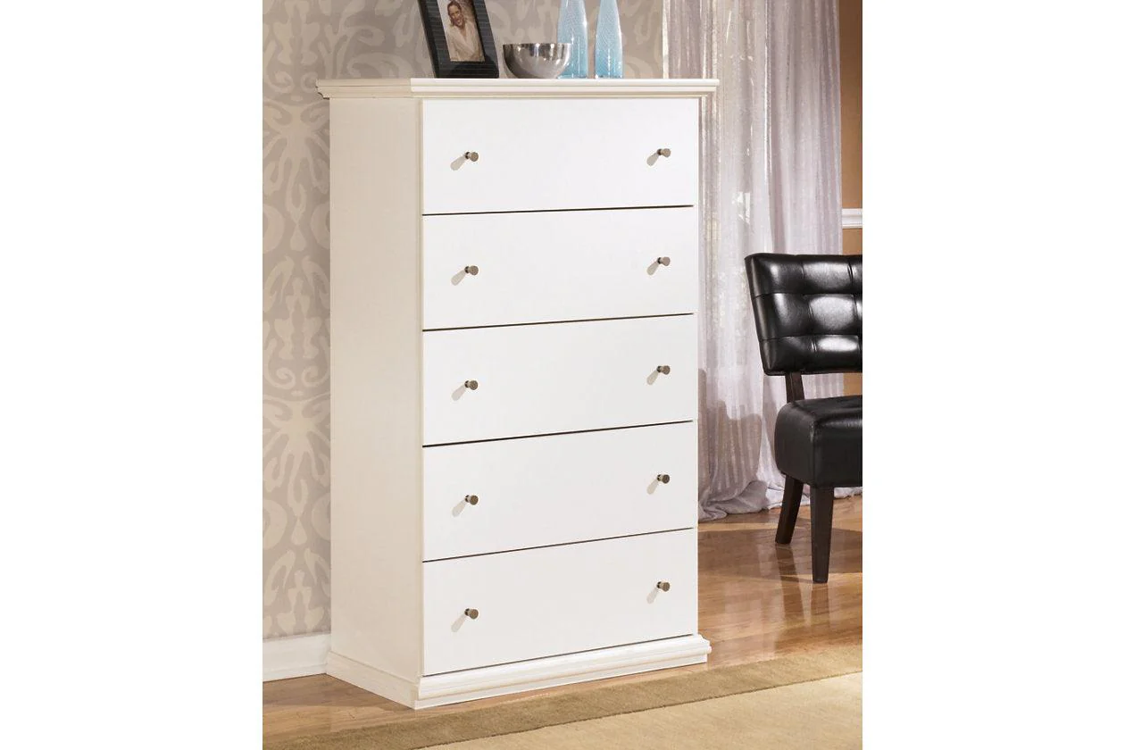 Bostwick Shoals White Chest of Drawers - Image 5