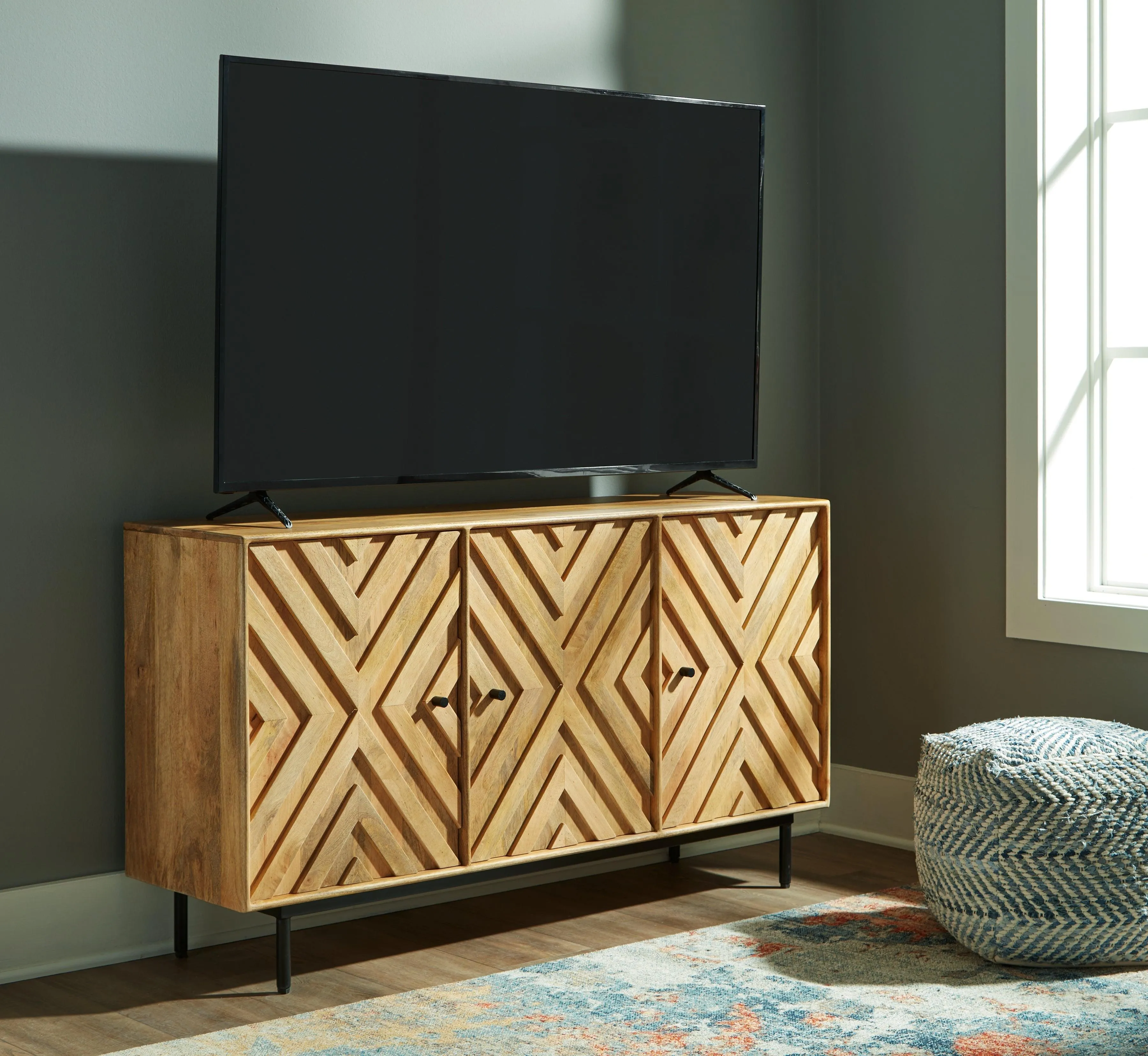 Cadewick Natural Accent Cabinet - Image 5
