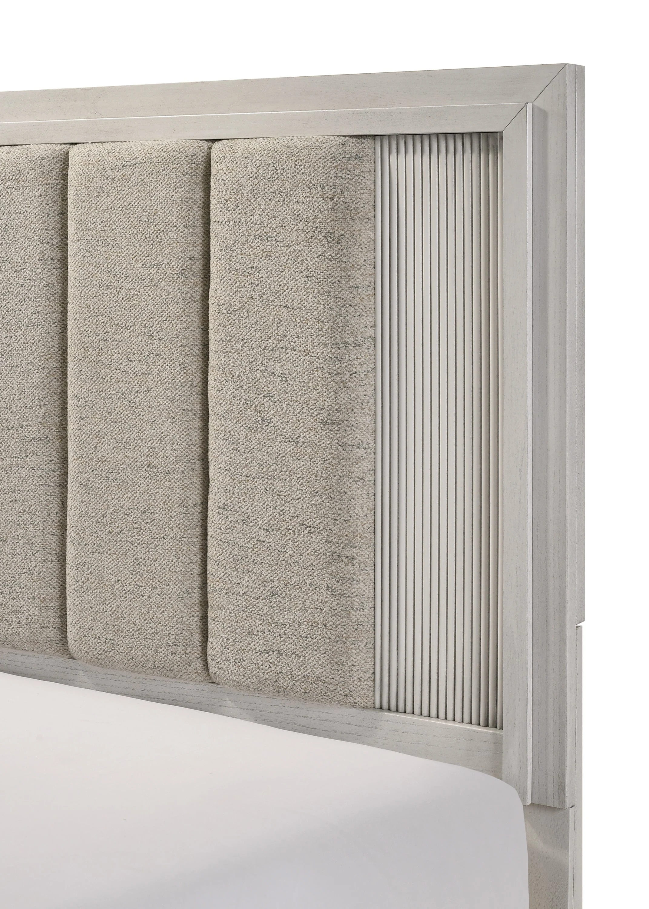Carlton White Upholstered Panel Bedroom Set - Image 2