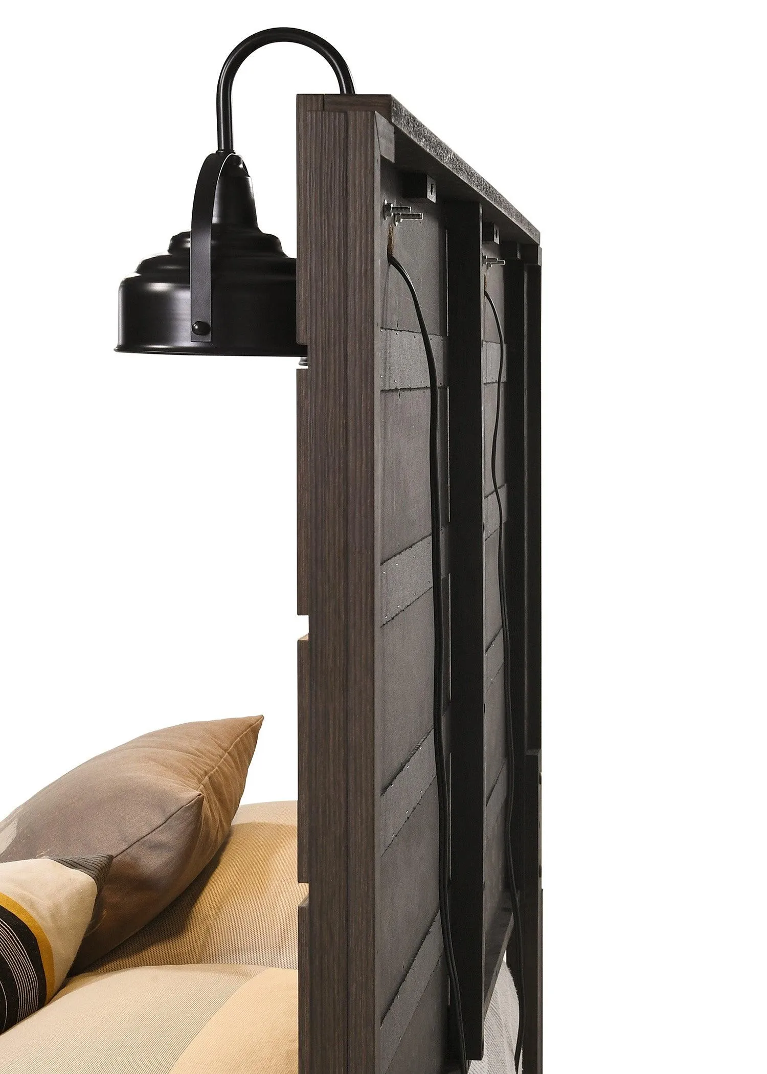 Carter Brown Queen Platform Bed - Image 4
