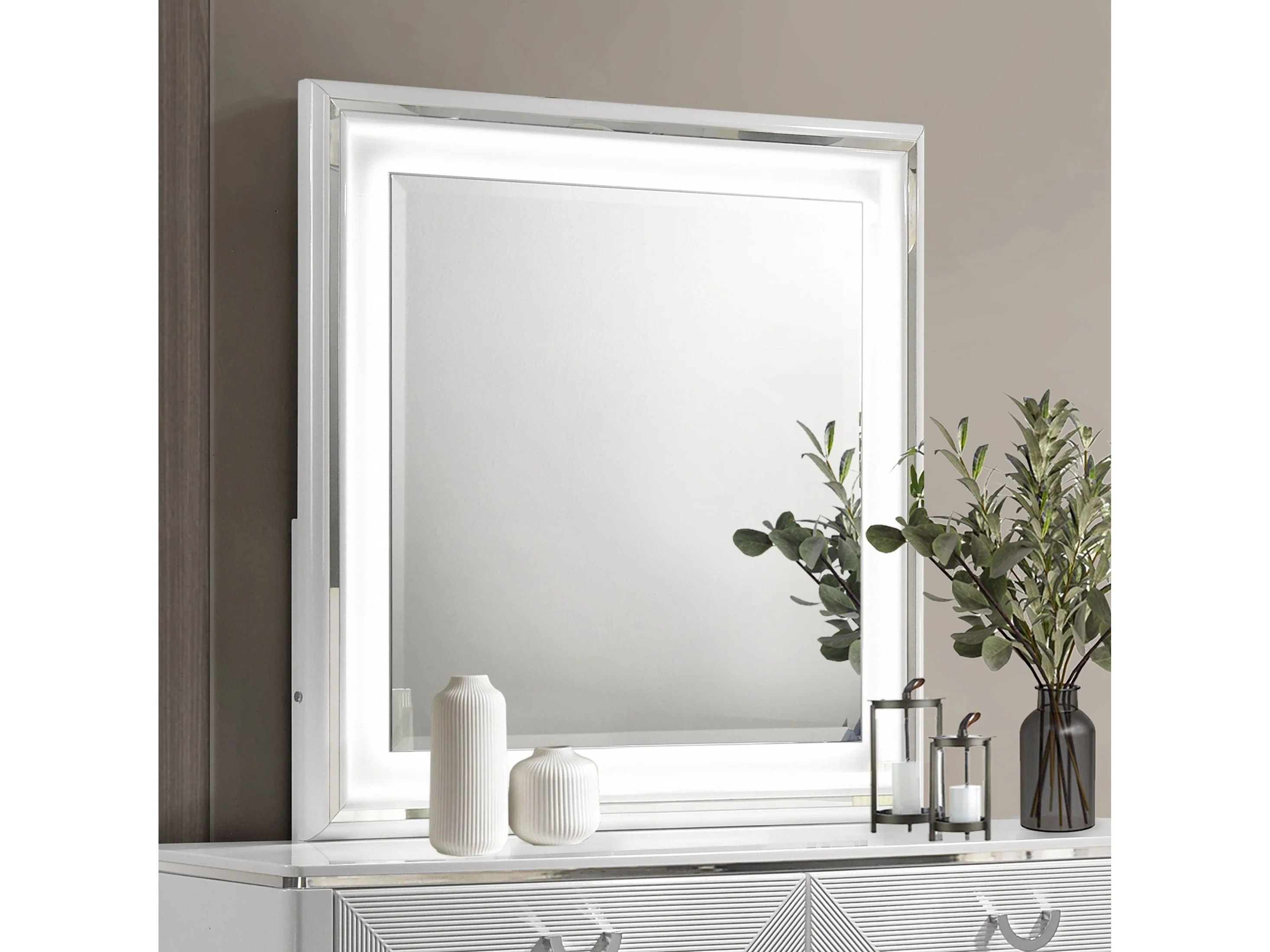 Cassia White High Gloss Dresser Mirror