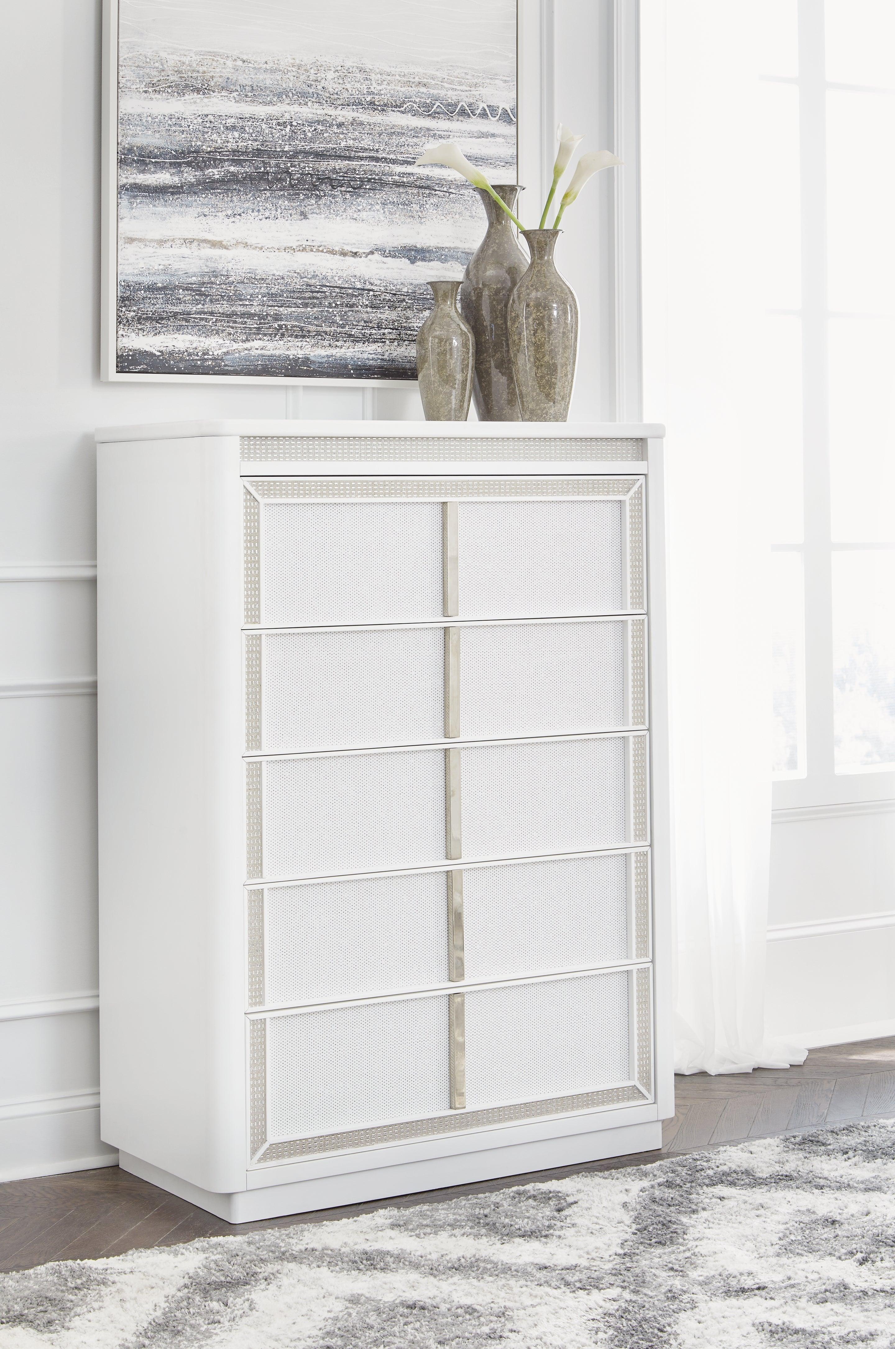 Chalanna White Chest of Drawers - Image 9