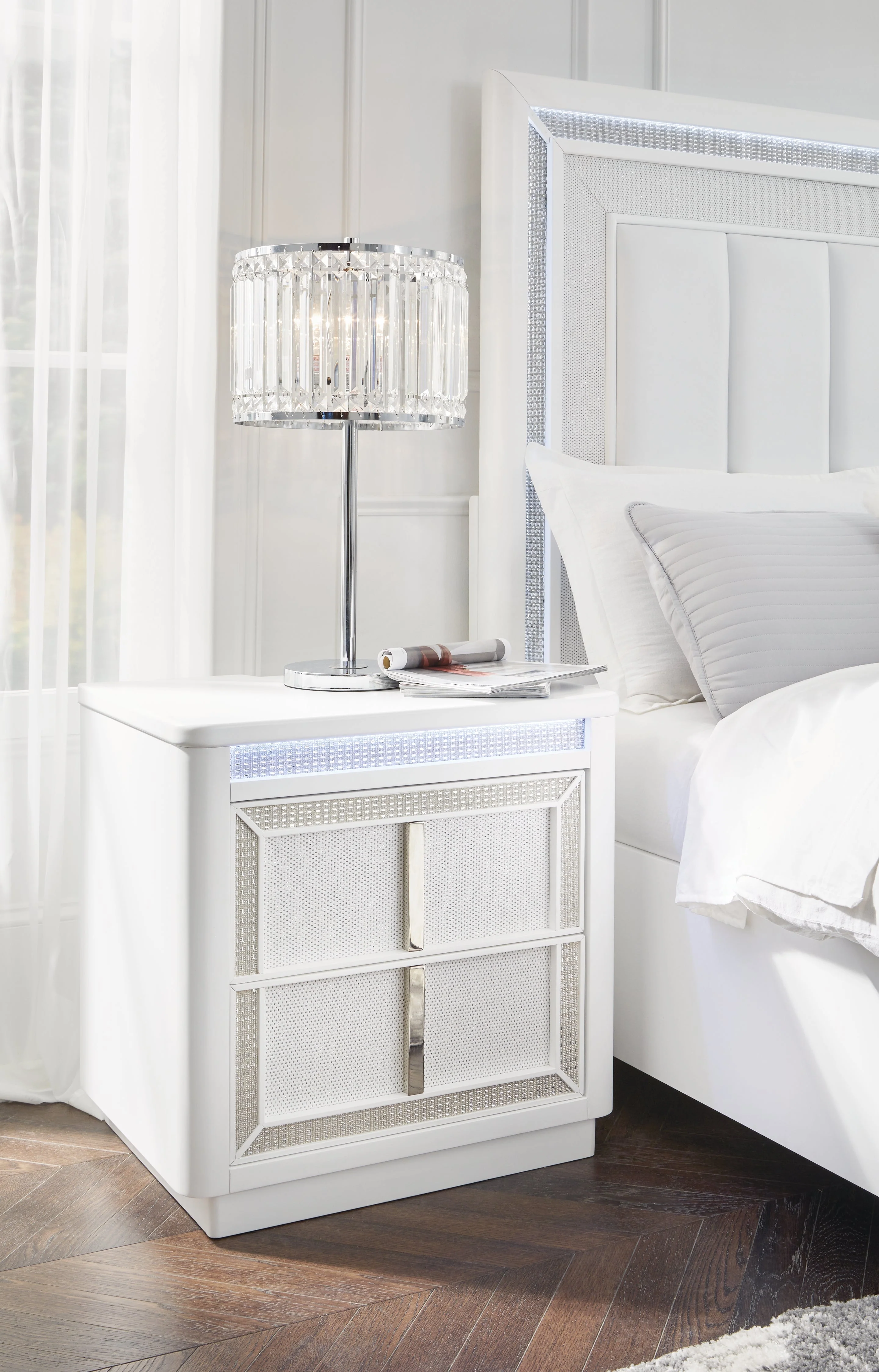Chalanna White Upholstered Panel Storage Bedroom Set - Image 13