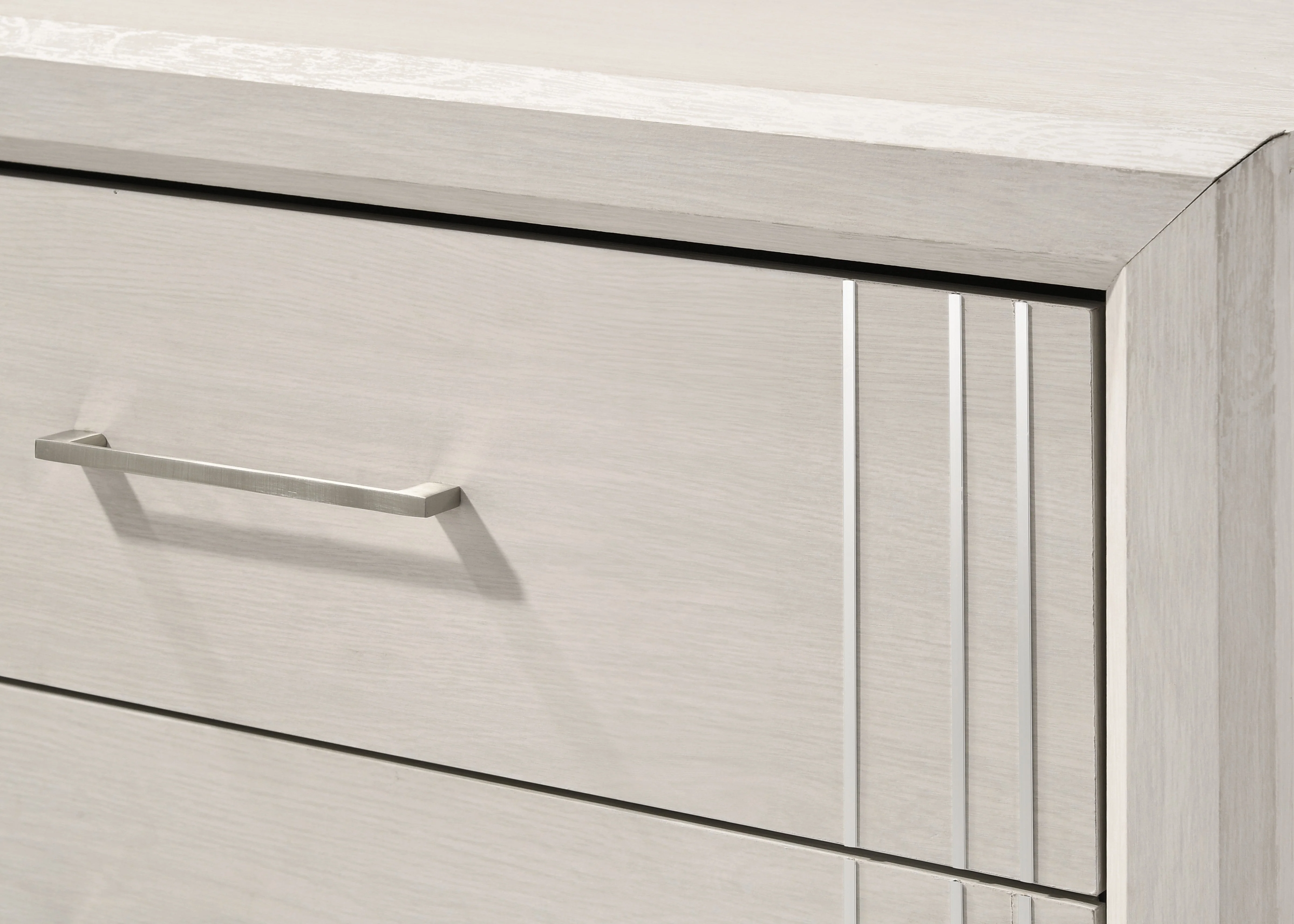 Charlie White Full Panel Youth Bedroom Set - Image 7