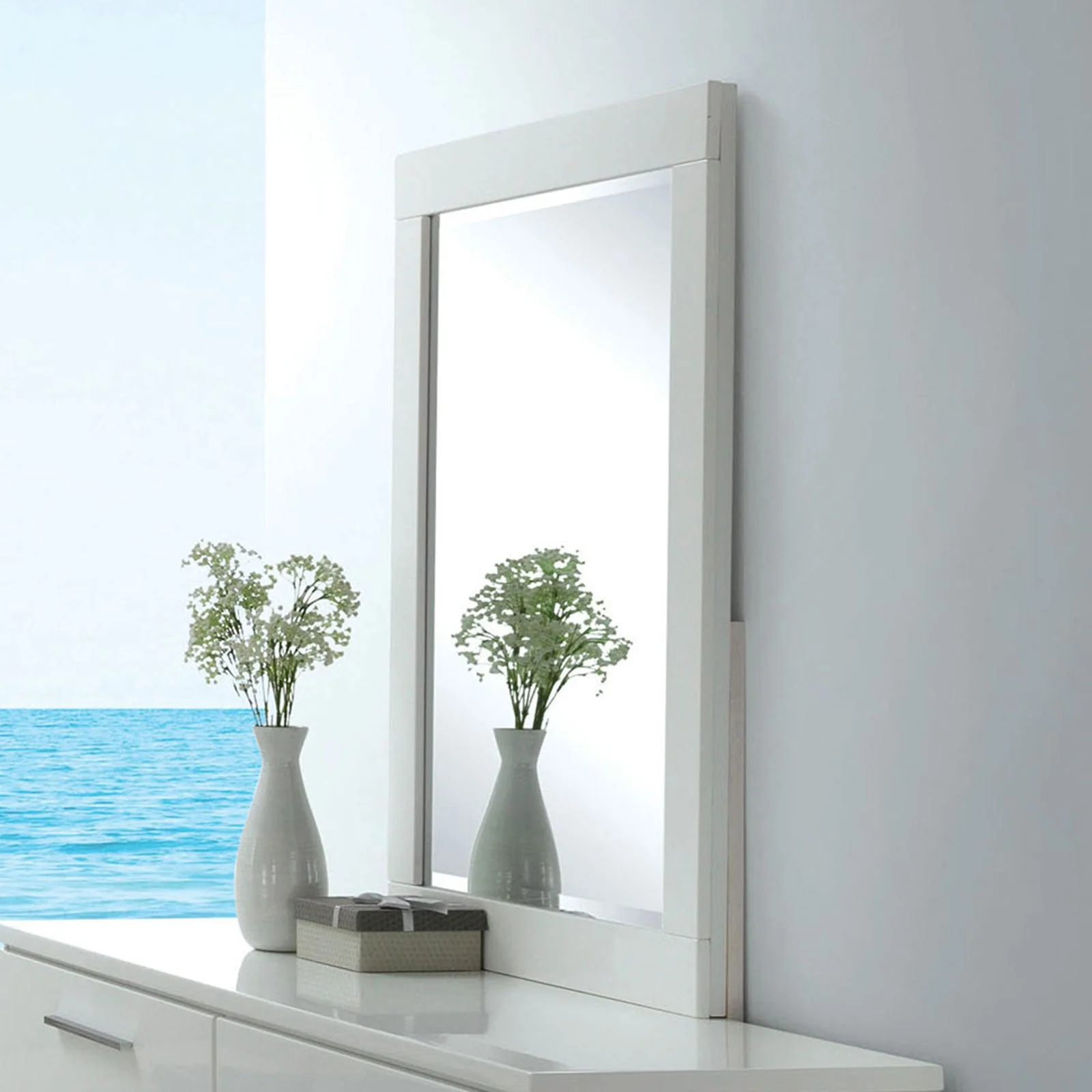Christie White Mirror