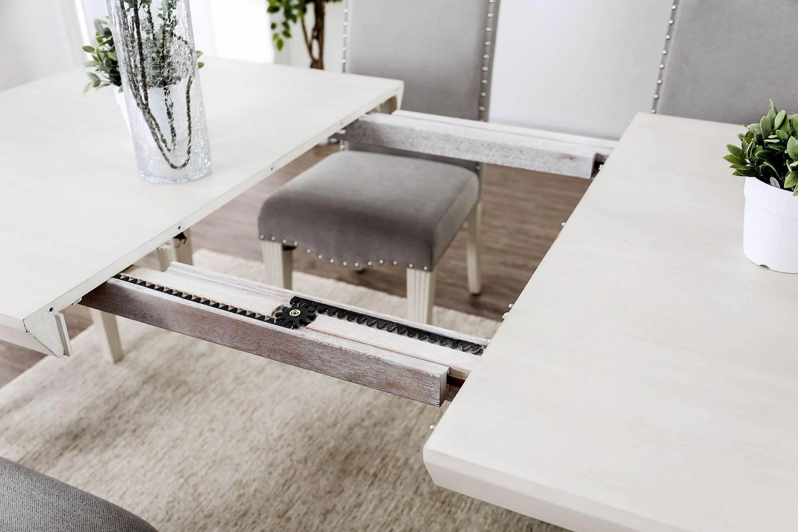 Daniella Antique White/Gray Dining Table - Image 3