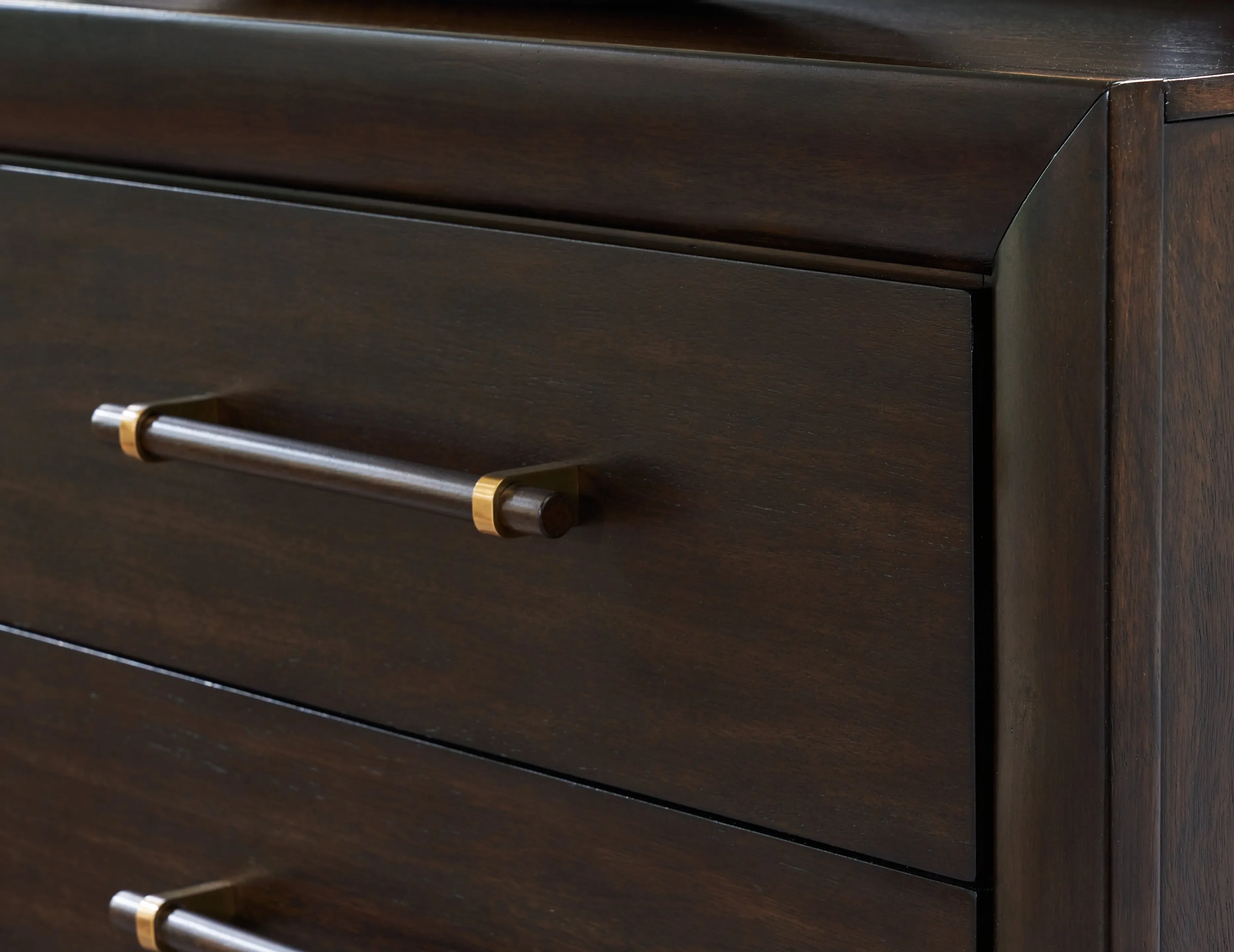 Dantenton Merlot Dresser - Image 4