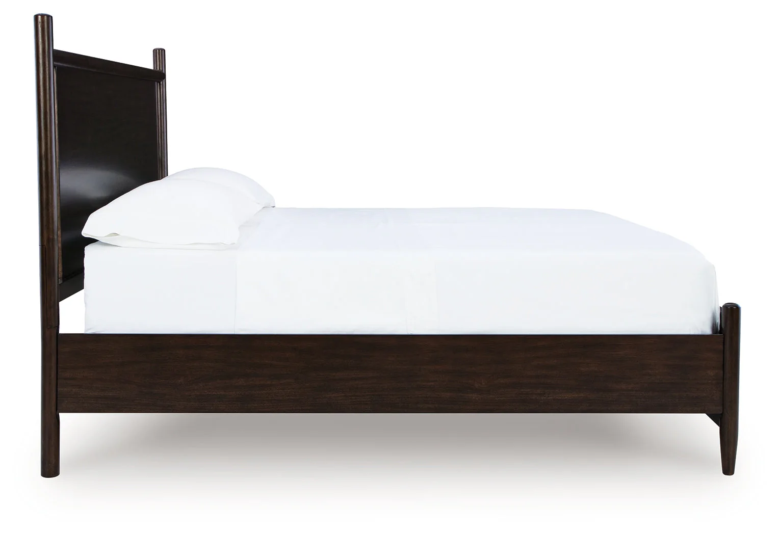 Dantenton Merlot King Panel Bed - Image 5