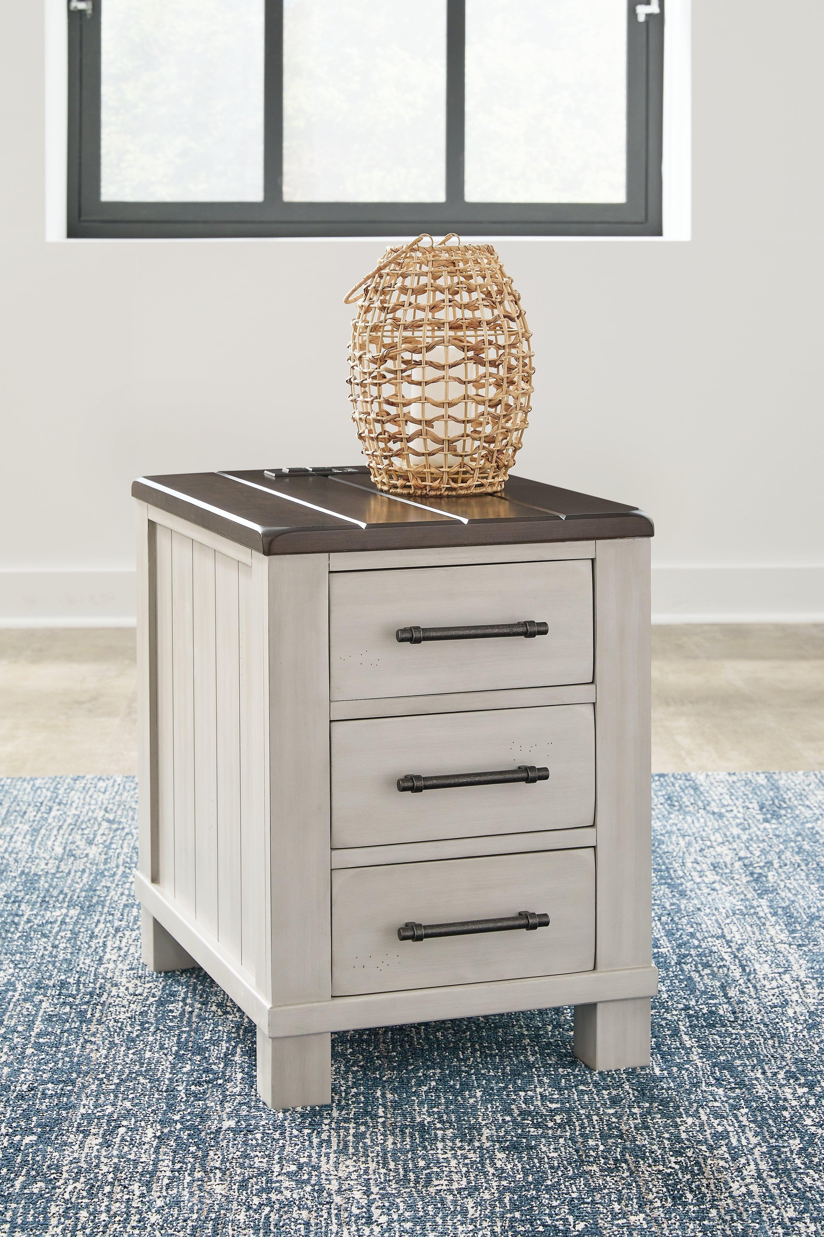 Darborn Gray/Brown Chairside End Table - Image 8