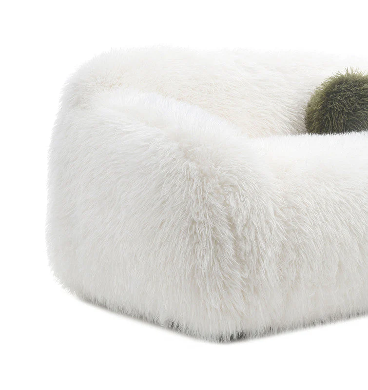 Darwen White Loveseat - Image 5