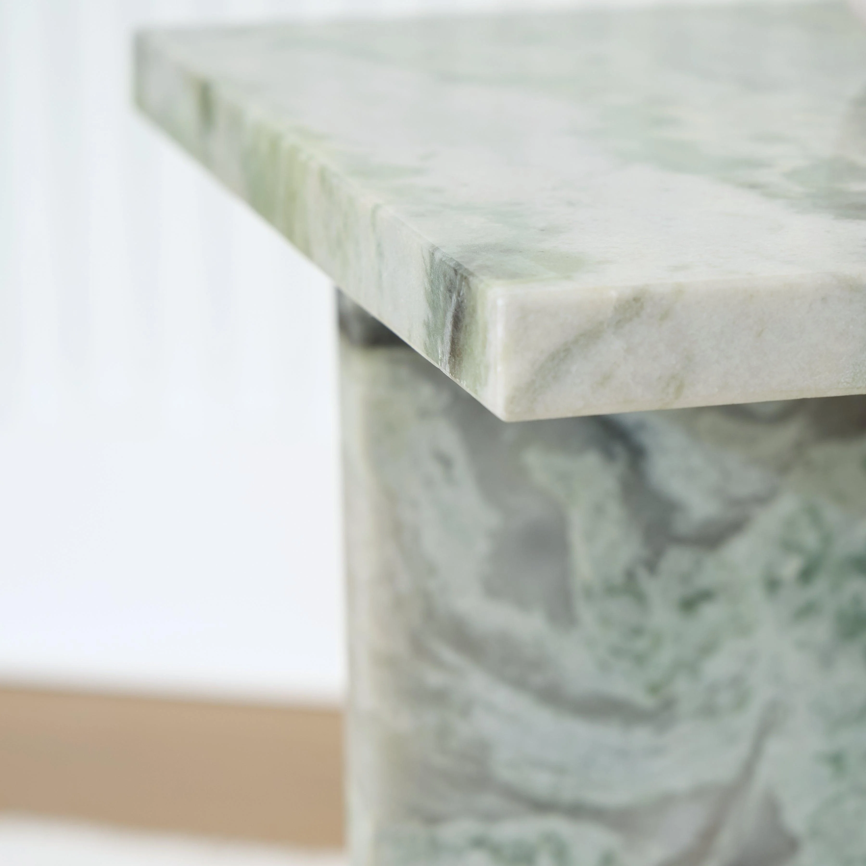 Deaconwell White/Green Accent Table - Image 4