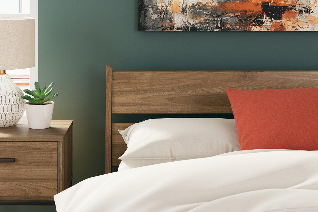 Deanlow Honey Full Platform Panel Bed - Image 8