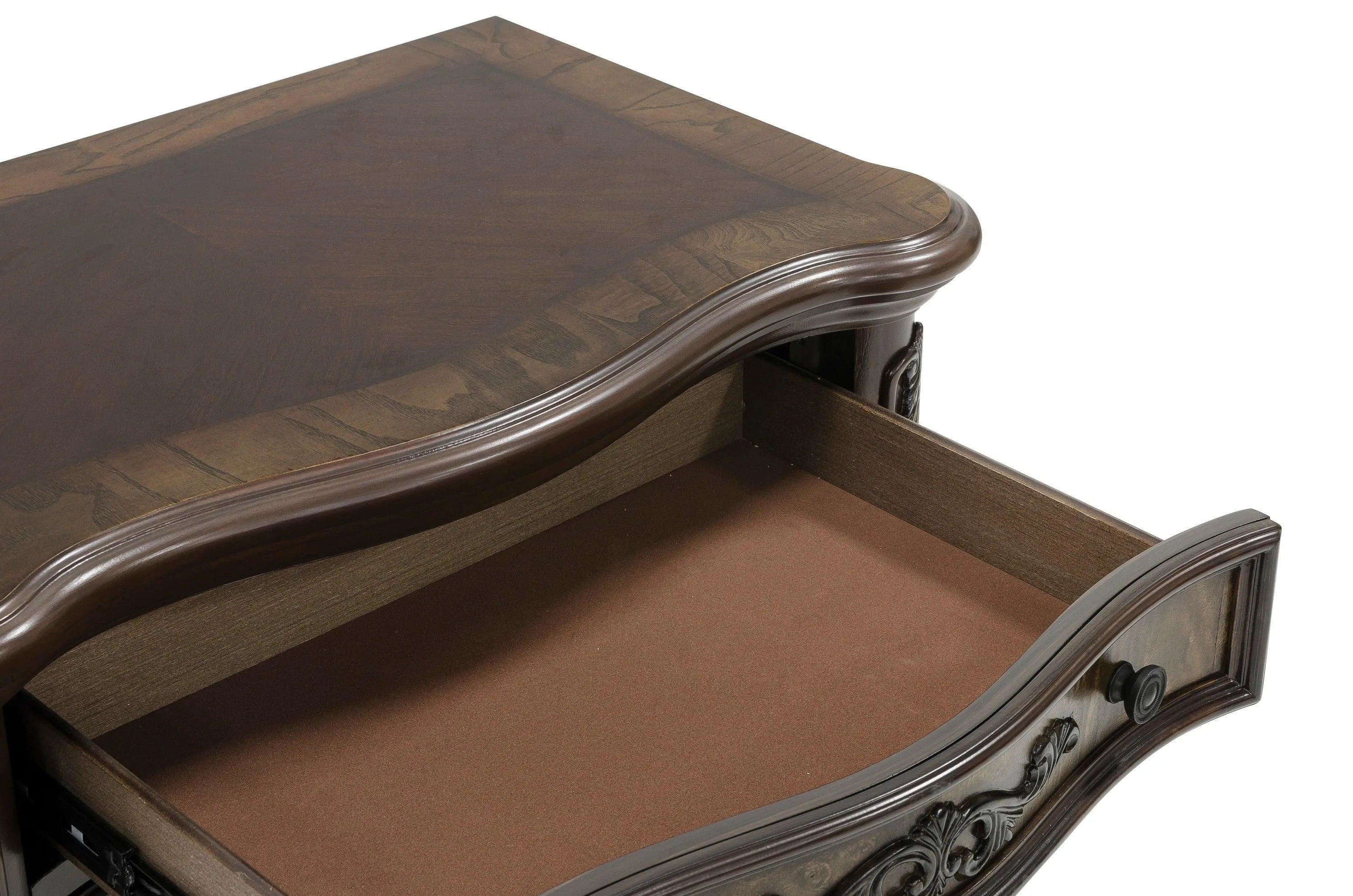 Deryn Park Cherry Sleigh Bedroom Set - Image 10