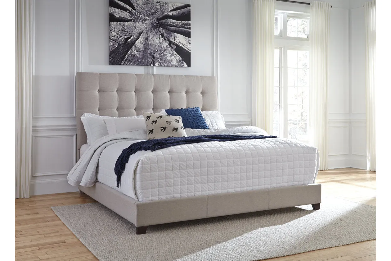 Dolante Beige King Upholstered Bed - Image 4