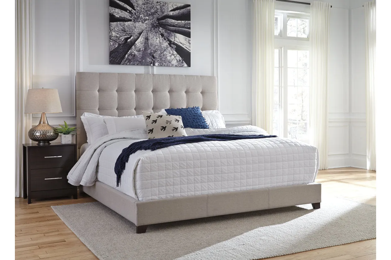 Dolante Beige King Upholstered Bed - Image 5