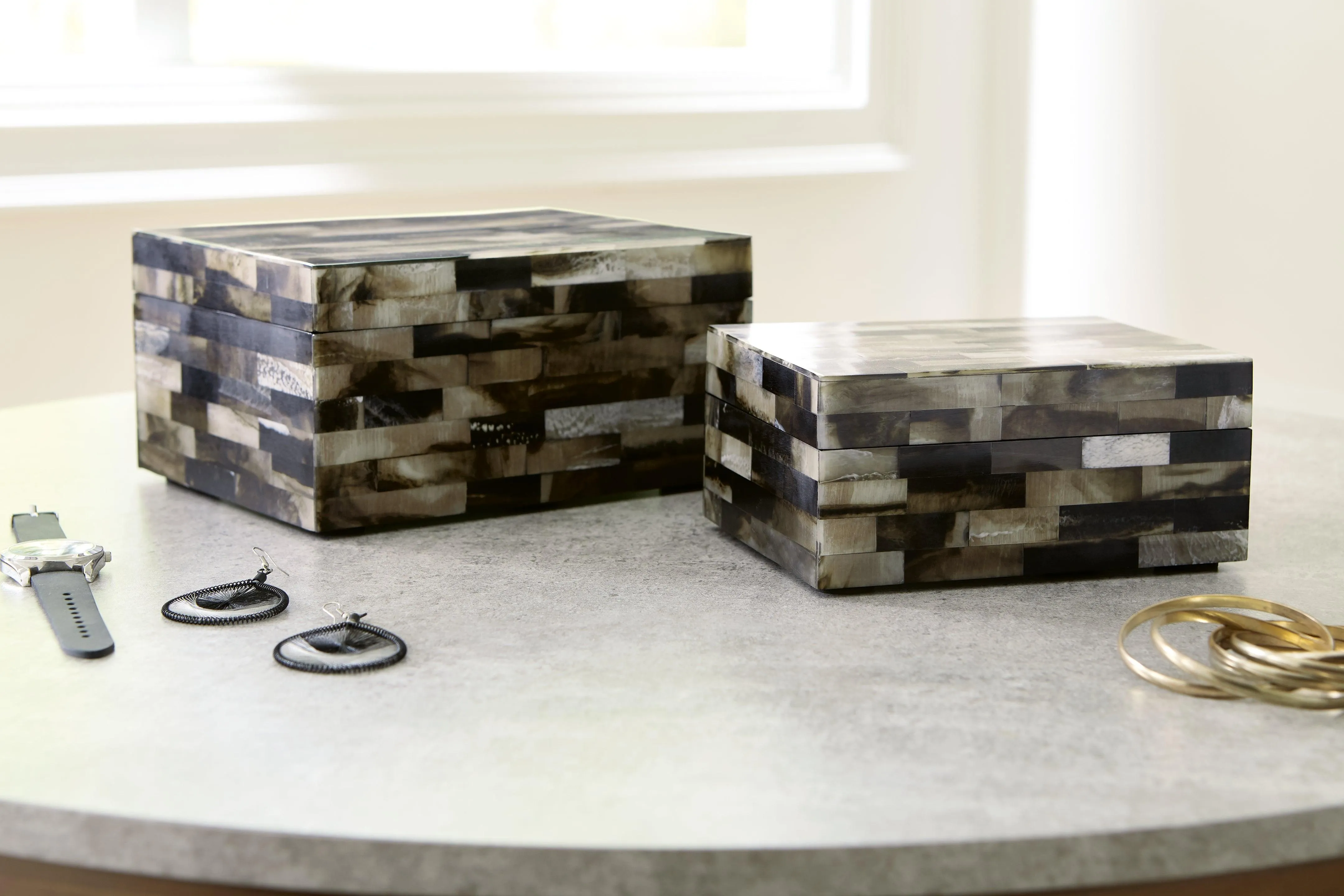 Ellford Black/Brown/Cream Box - Image 2