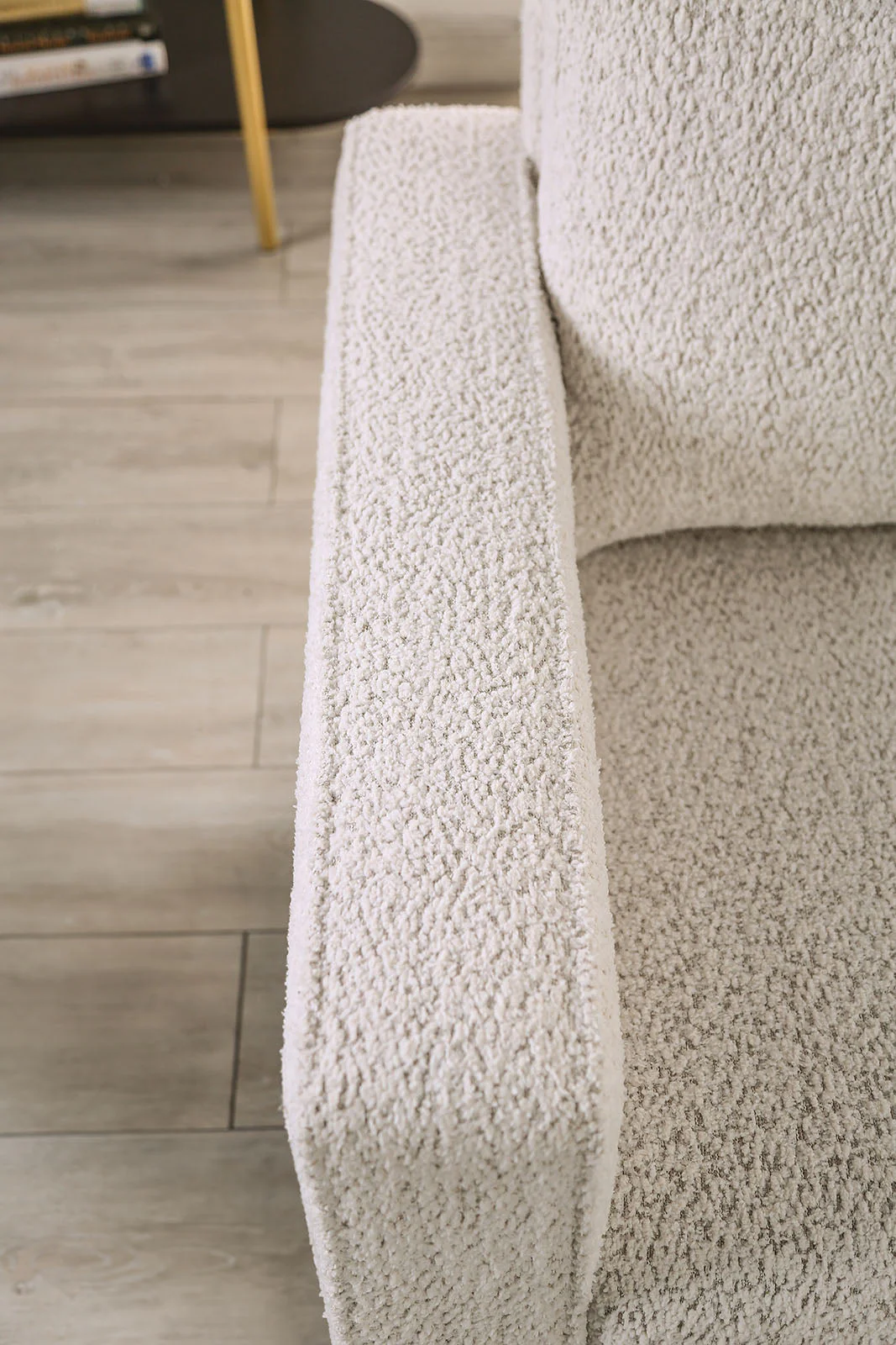 Elverum Off-White Sofa & Loveseat - Image 6