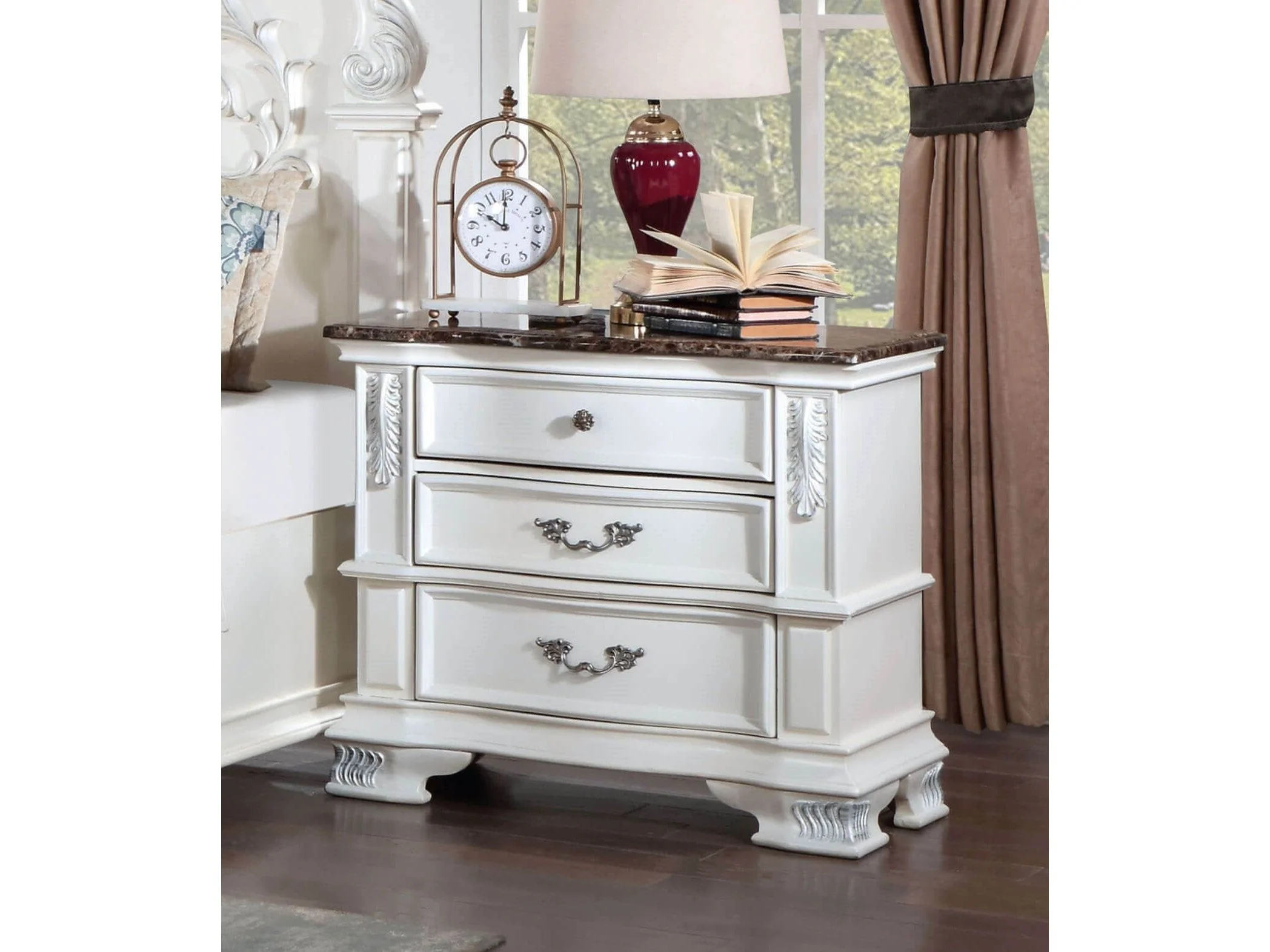 Esparanza Pearl White 4-Piece Queen Bedroom Set - Image 11