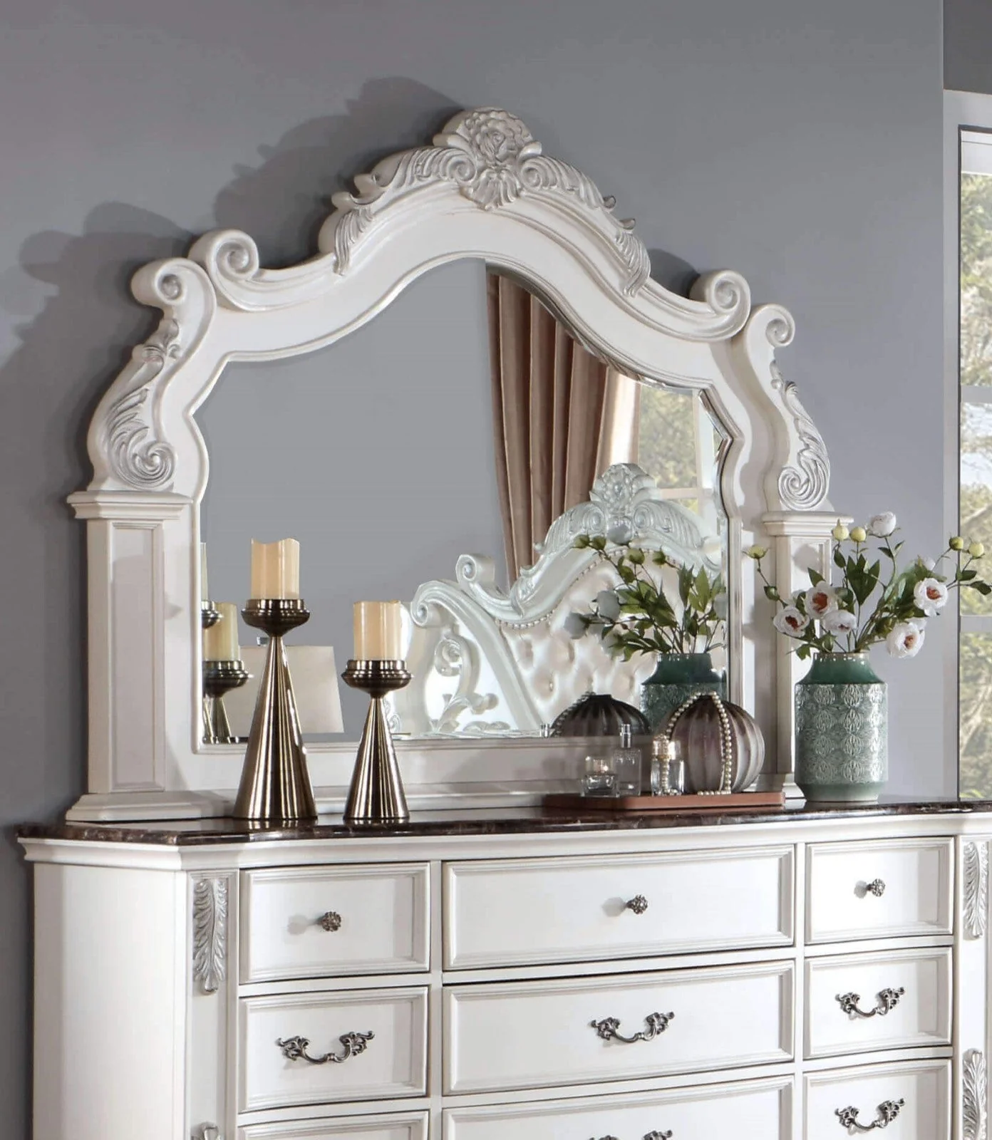 Esparanza Pearl White 5-Piece Queen Bedroom Set - Image 12