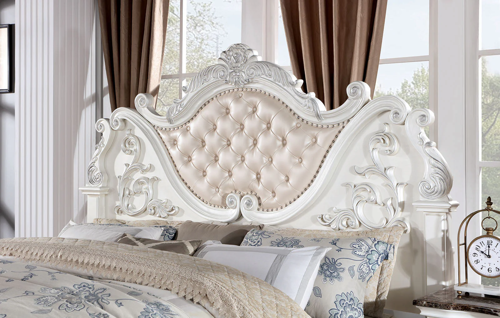 Esparanza Pearl White California King Bed - Image 3