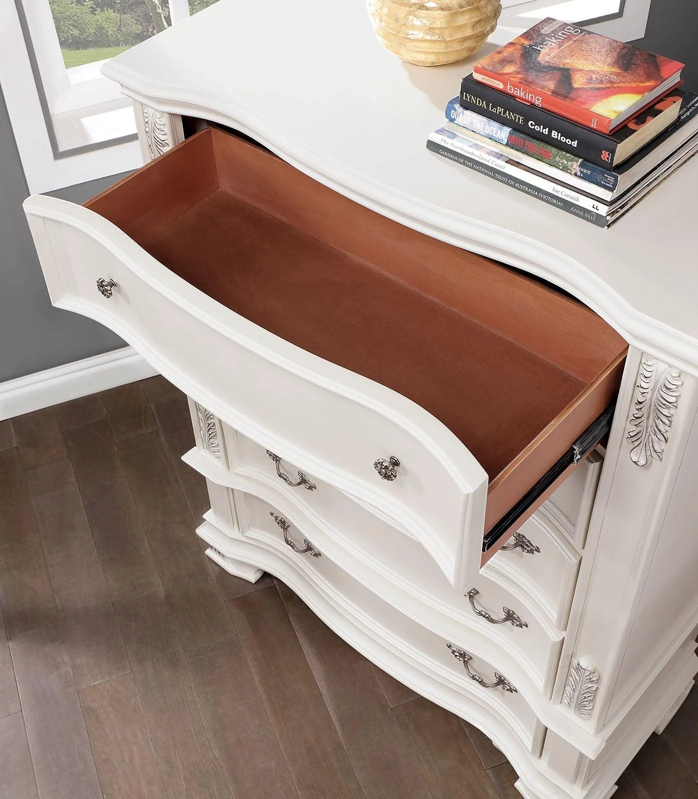 Esparanza Pearl White Chest - Image 2