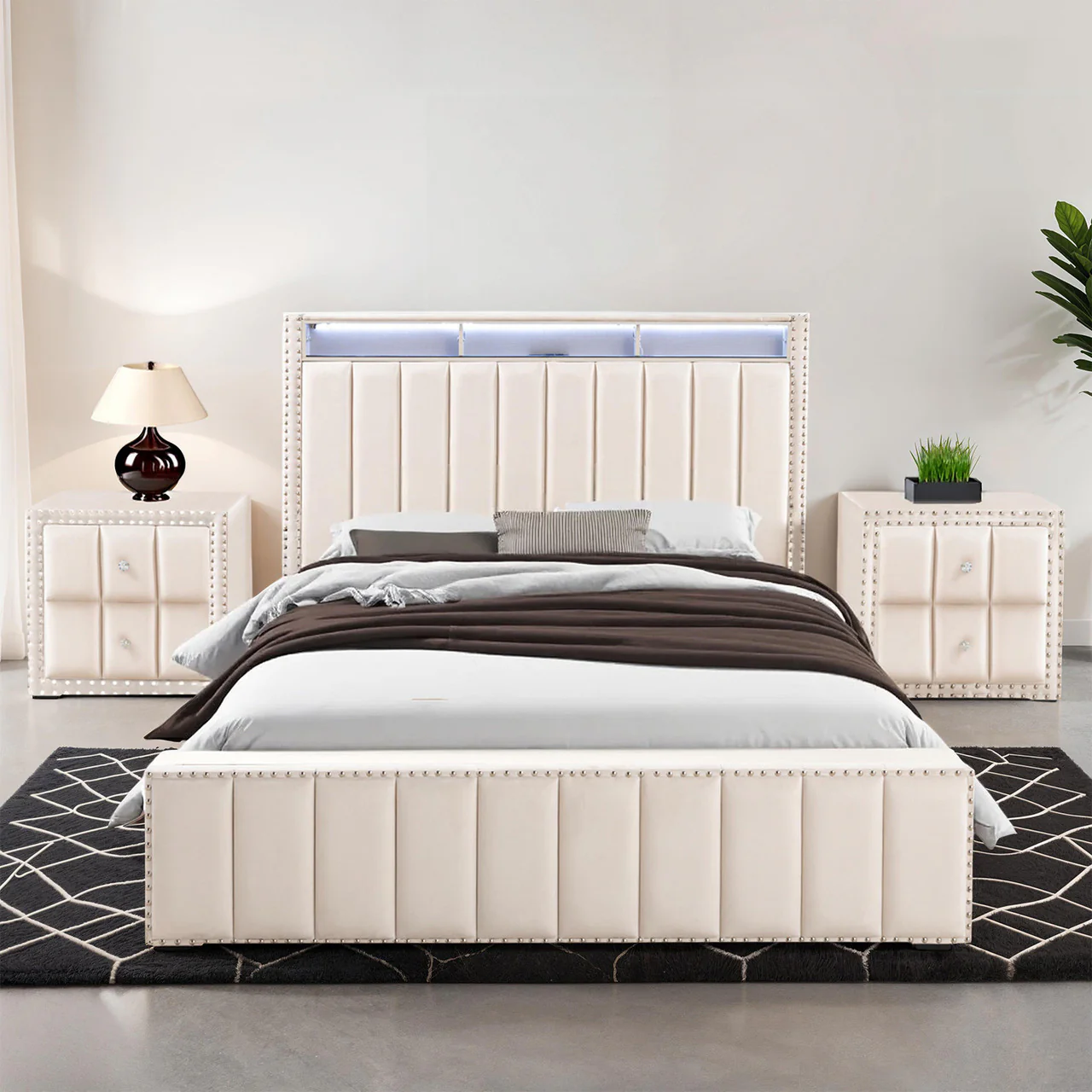 Farese Beige Queen Bedroom Set