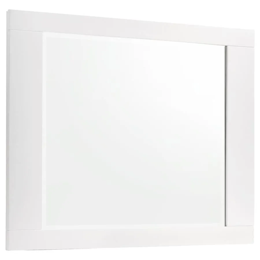 Felicity Glossy White 5-Piece Queen Bedroom Set with LED Mirror - Image 11