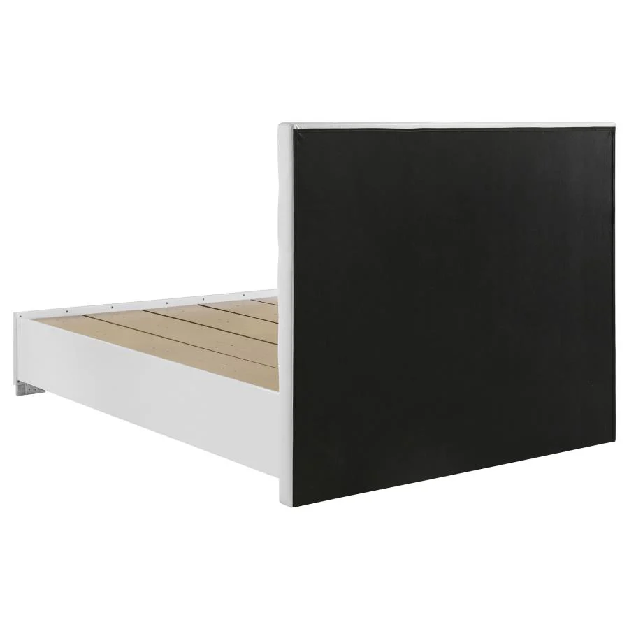 Felicity White 5-piece Queen Platform Bedroom Set - Image 4