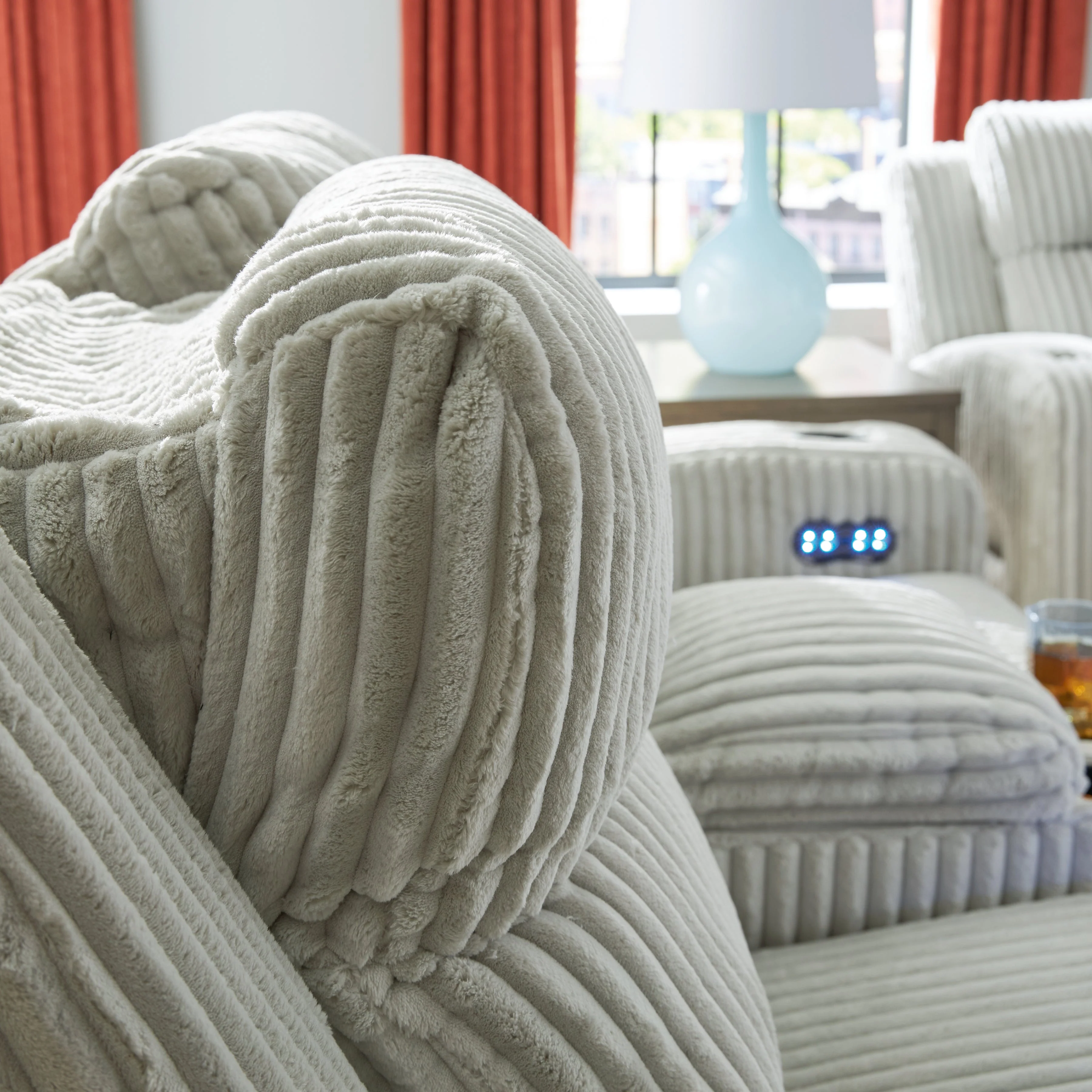 Forest Lake Alloy Power Reclining Sofa and Loveseat - Image 6