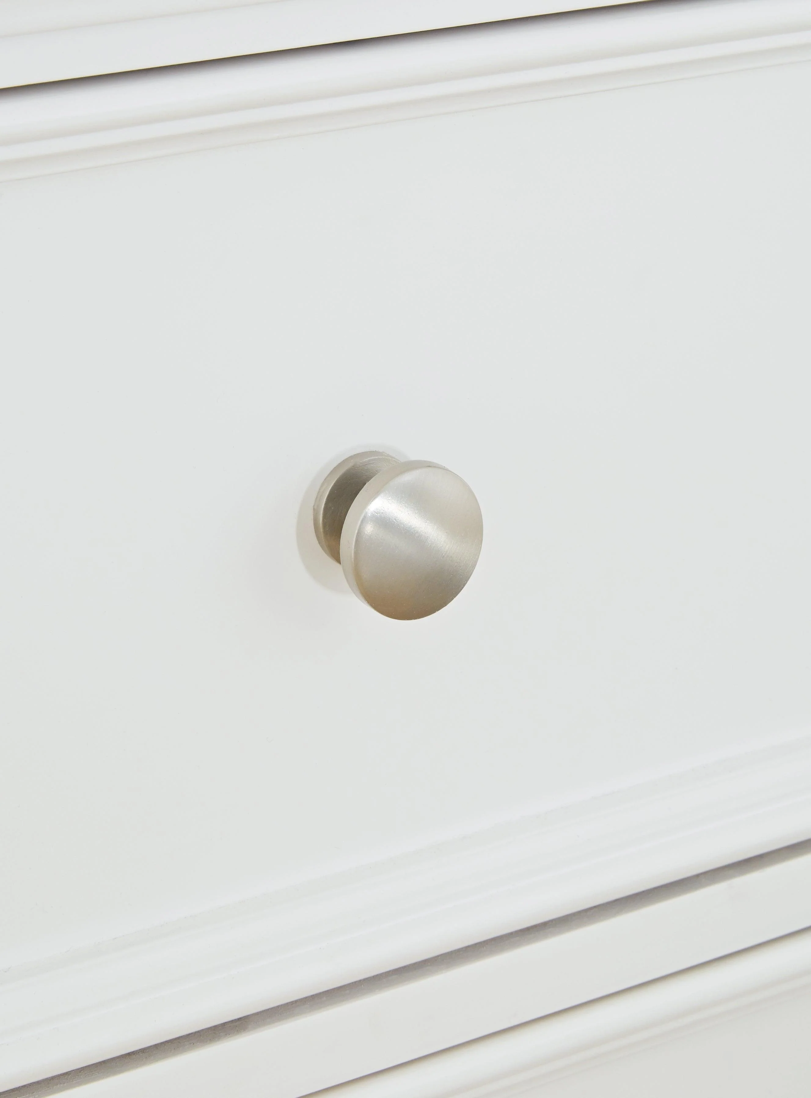 Fortman White Dresser - Image 7