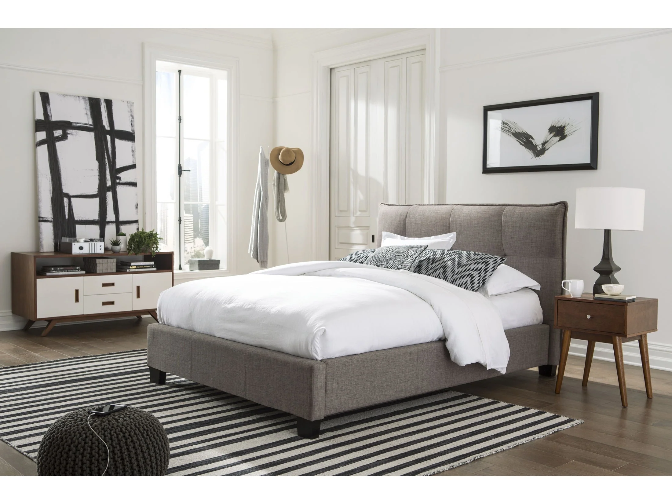 Geneva - Adona Dolphin Full Upholstered Platform Bed